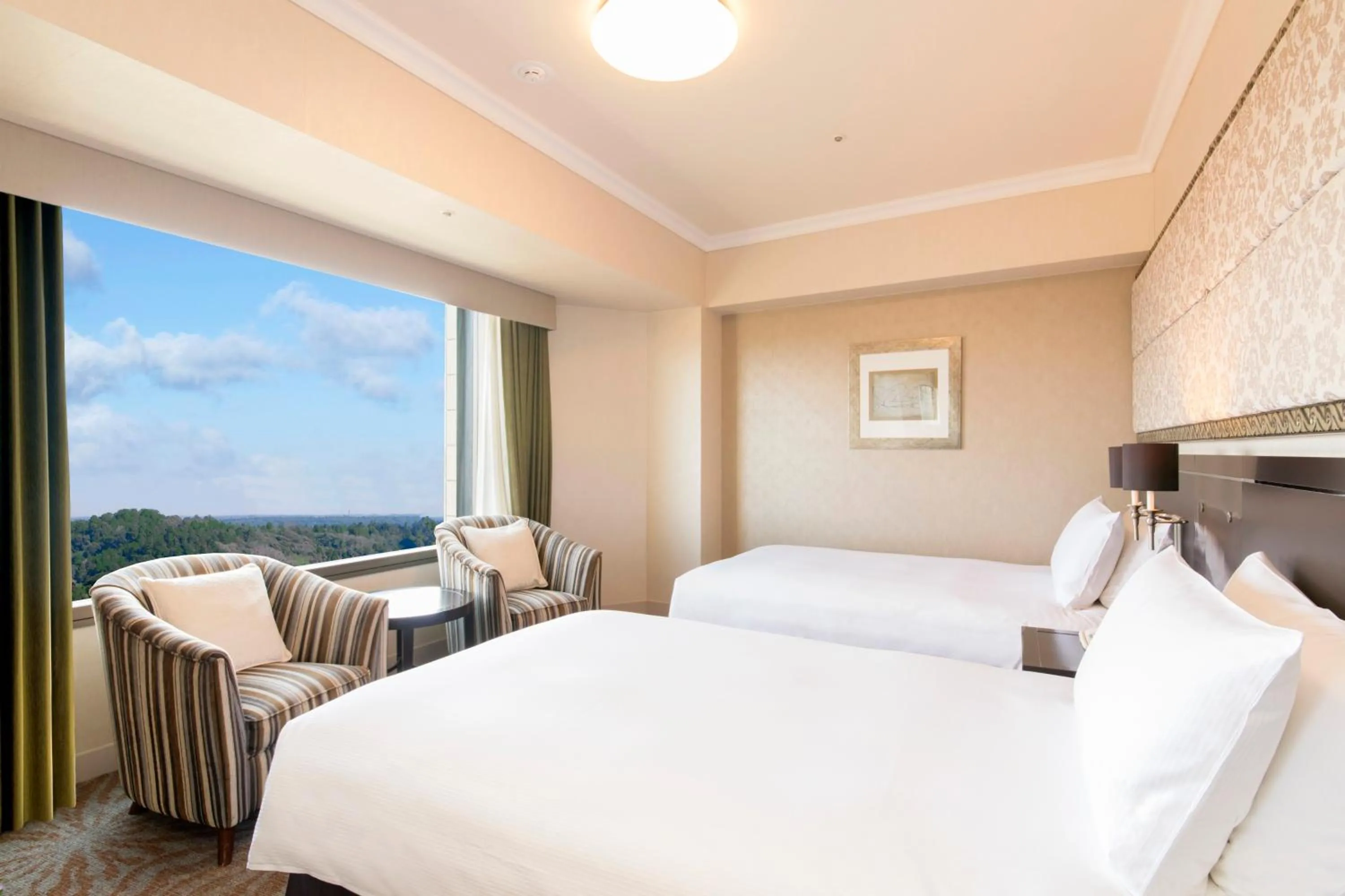 Photo of the whole room, Bed in Hilton Tokyo Narita Airport