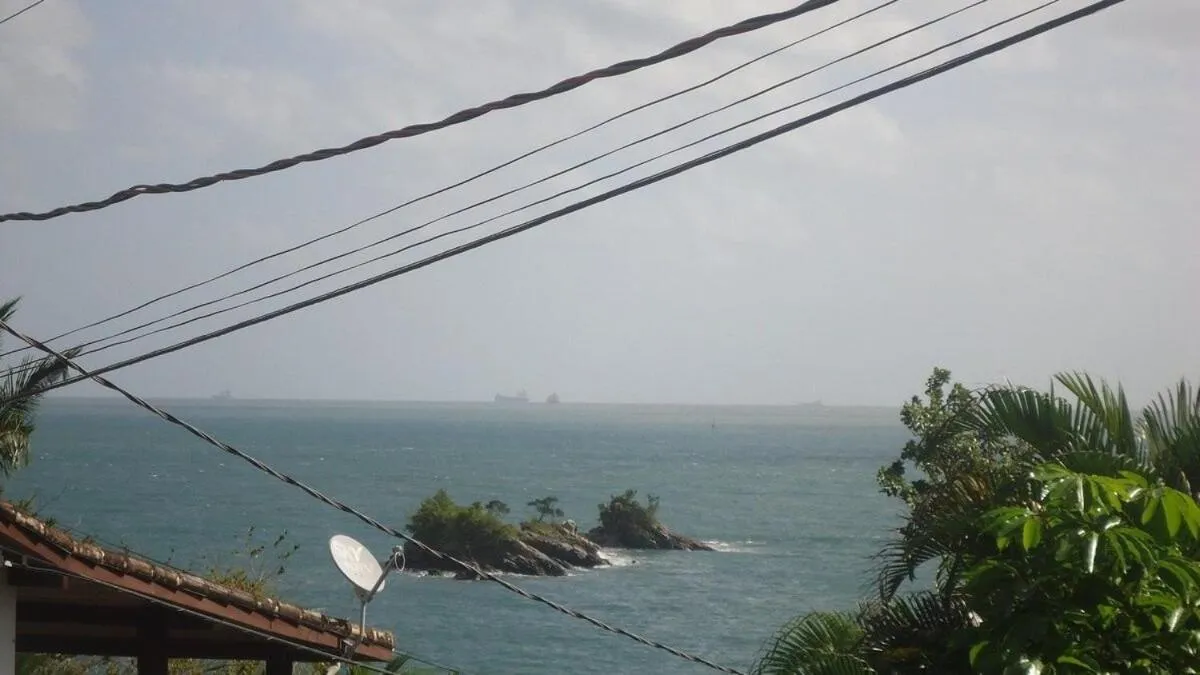 Linda casa em Ilhabela-Praia do Julião