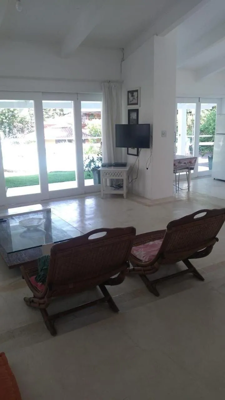 Linda casa em Ilhabela-Praia do Julião