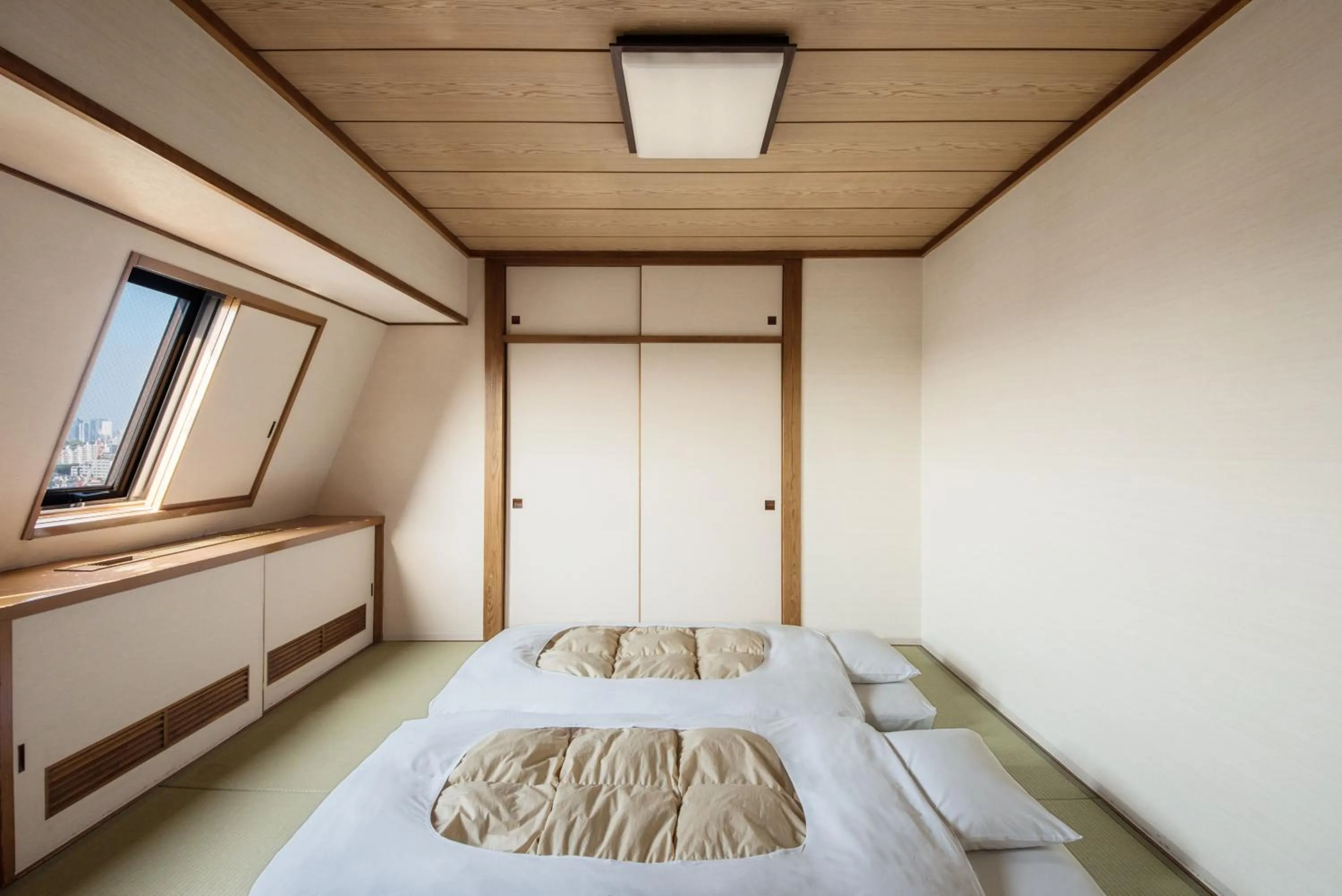 Bedroom, Bed in the b sangenjaya