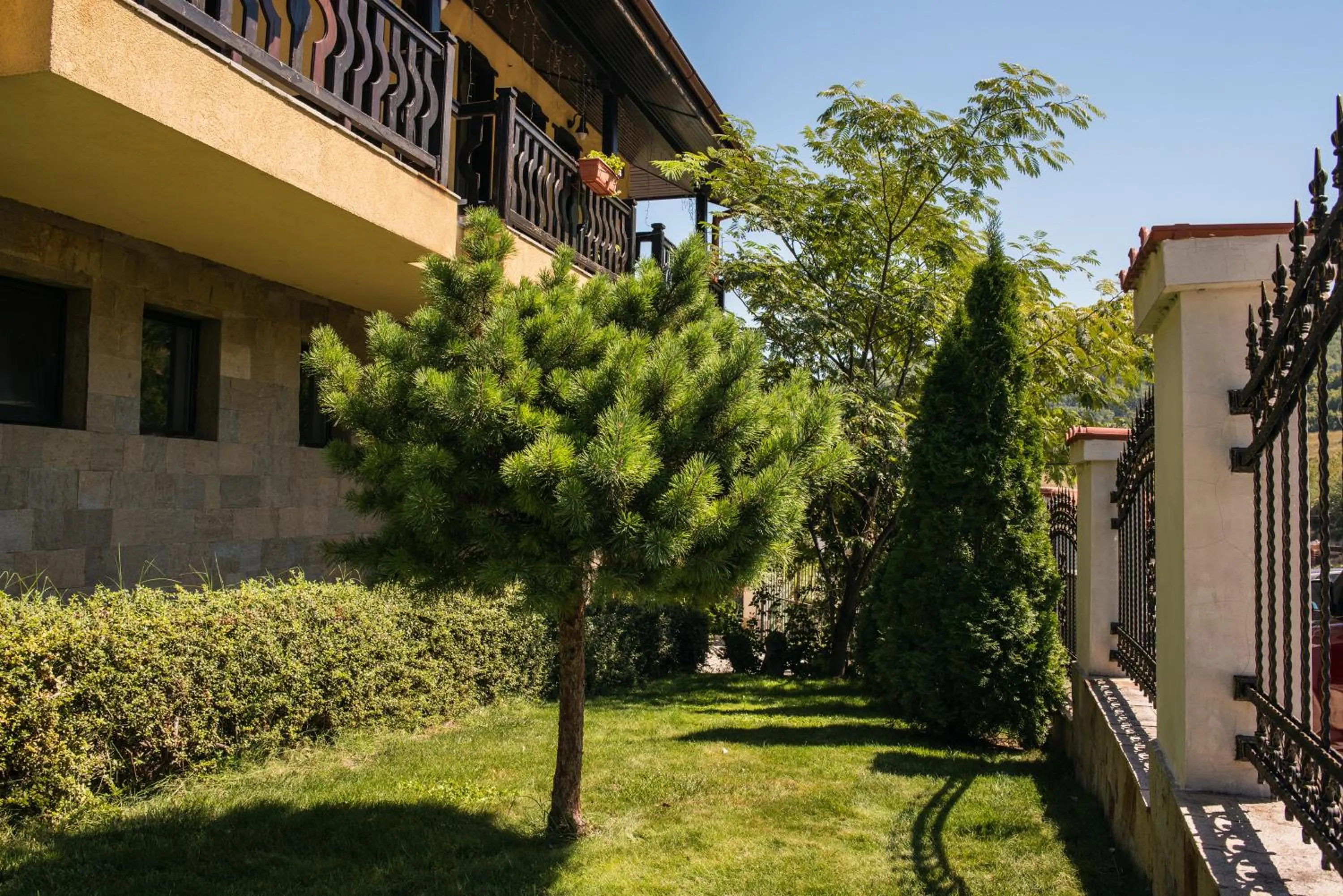 Spring in Chiflika Family Hotel