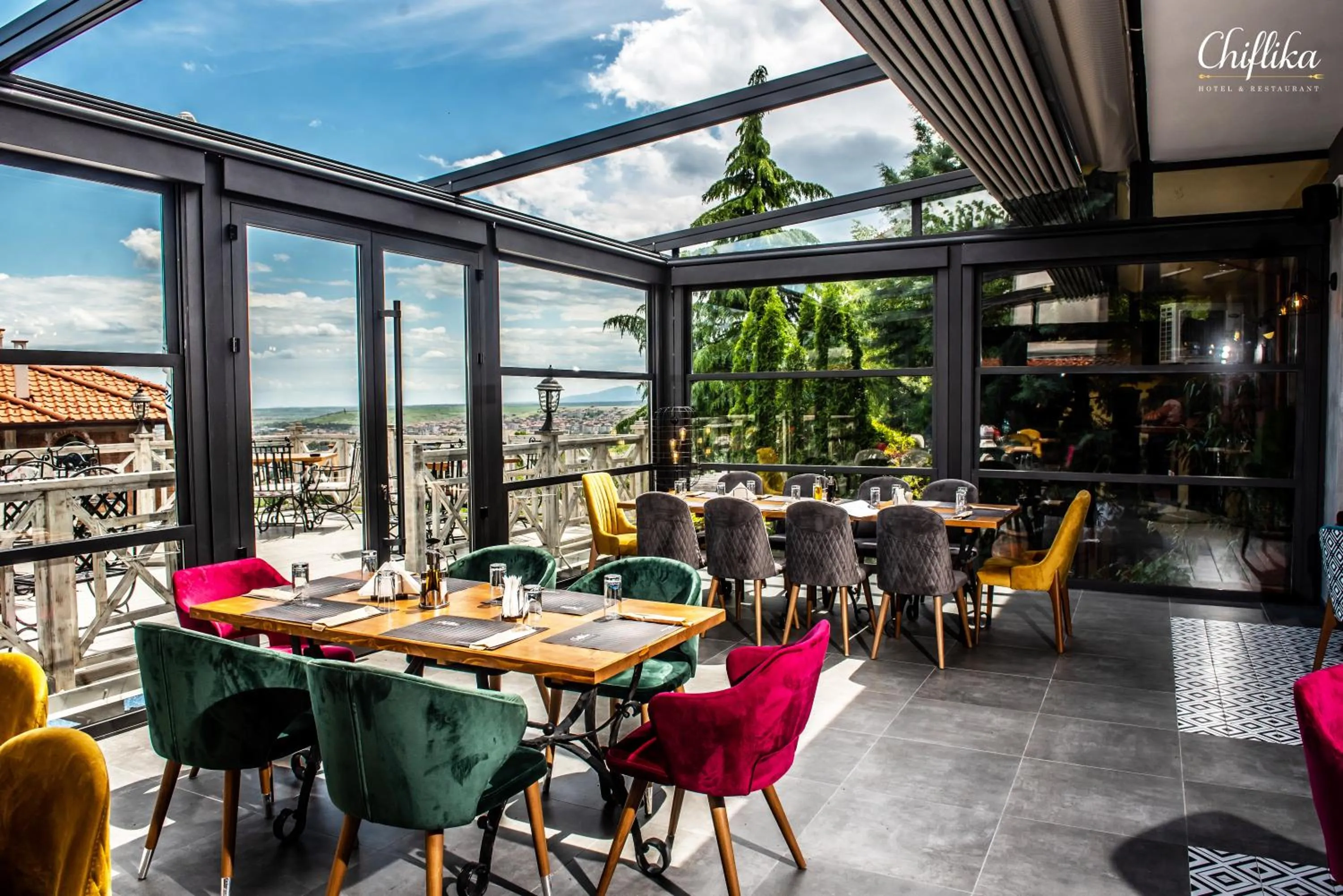 Restaurant/places to eat in Chiflika Family Hotel