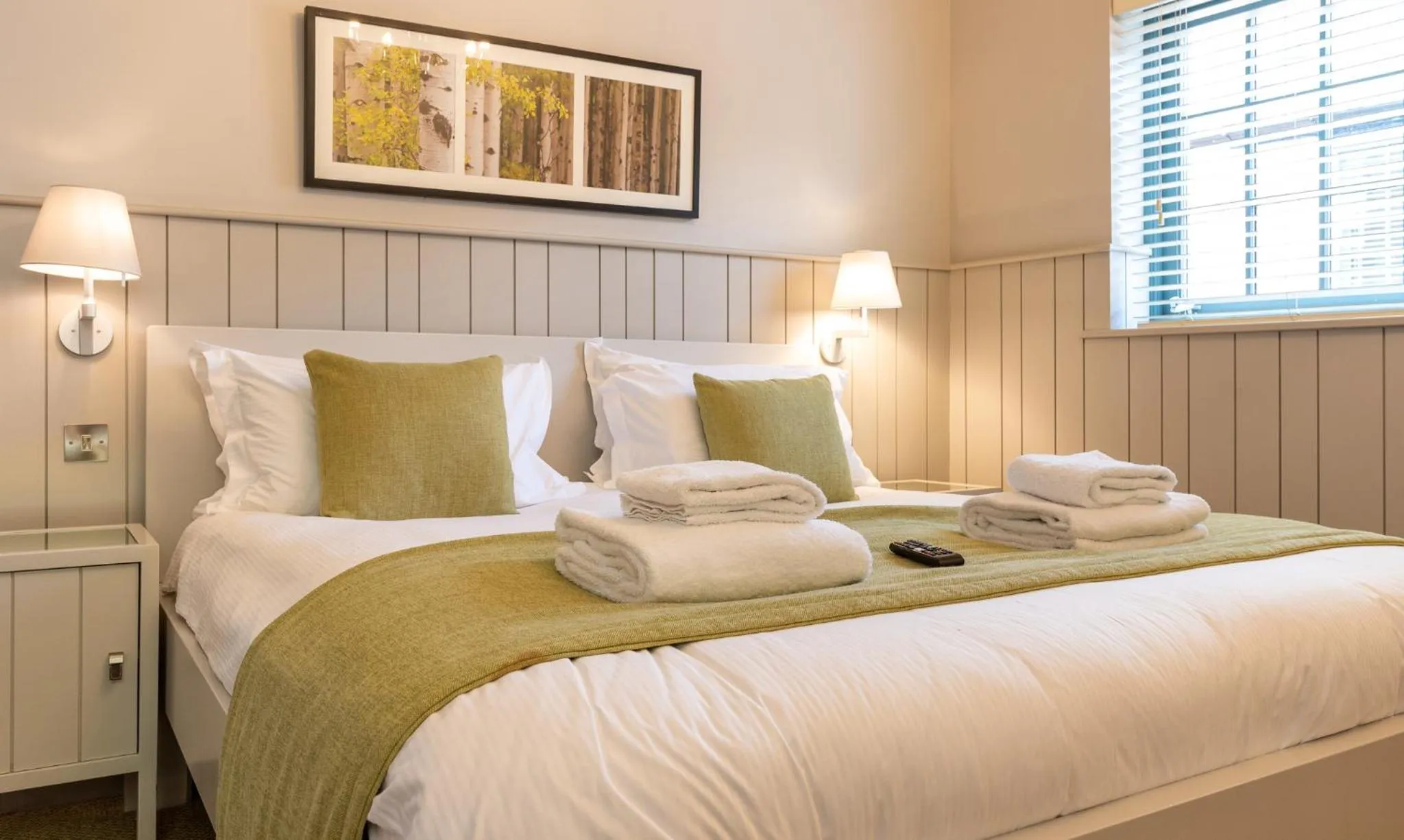 Bed in The Lawrance Luxury Aparthotel - York