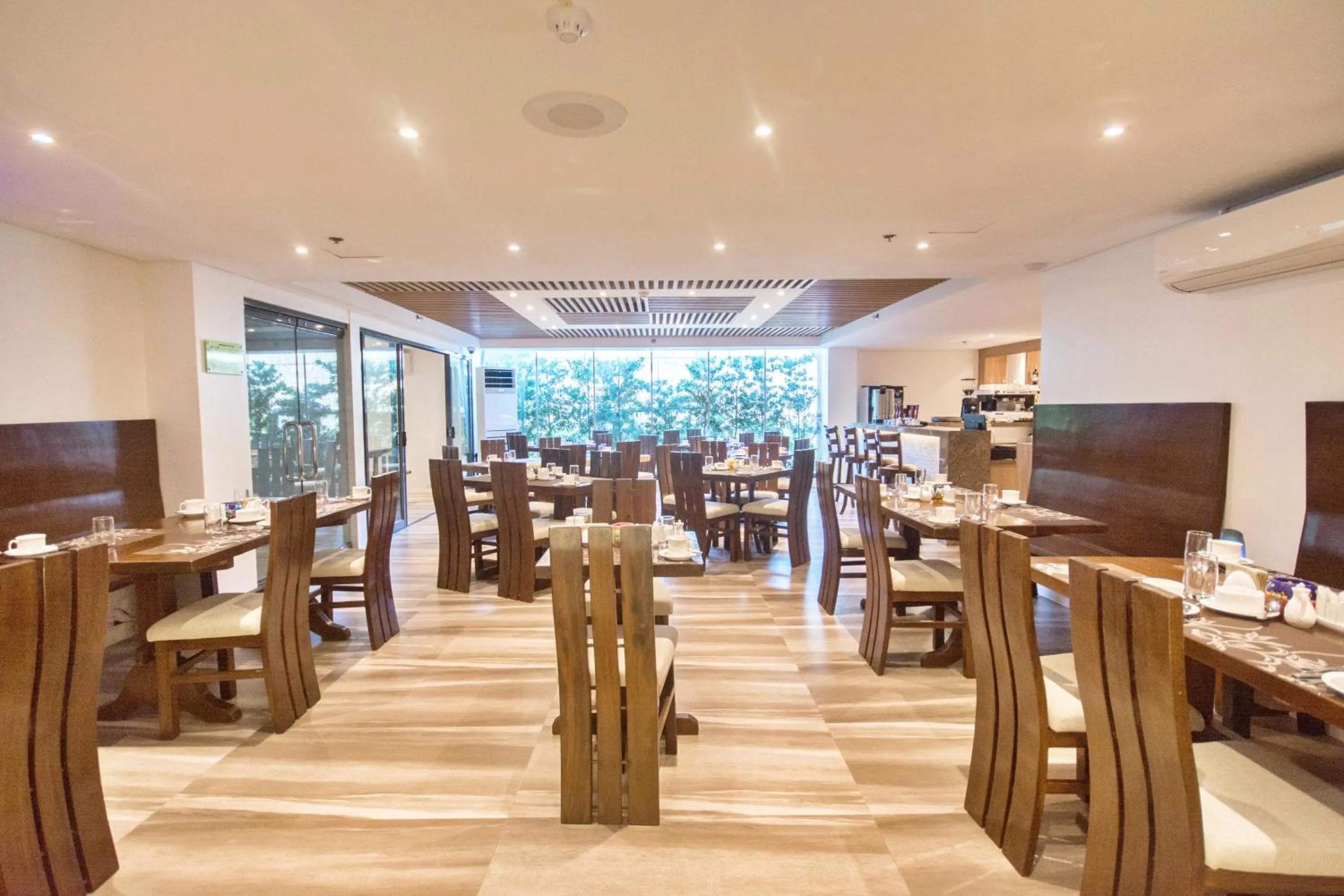 Property building in Commander Suites de Boracay