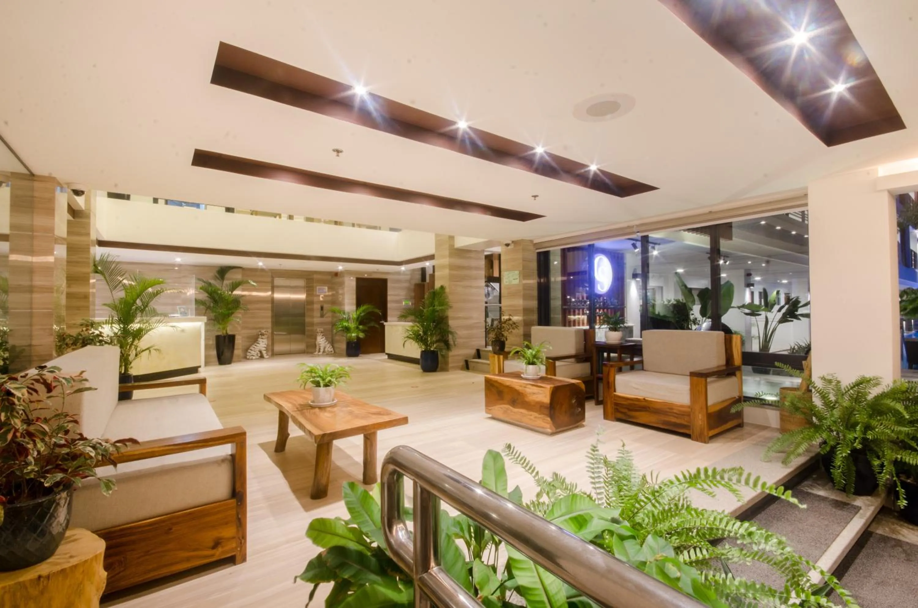 Property building in Commander Suites de Boracay