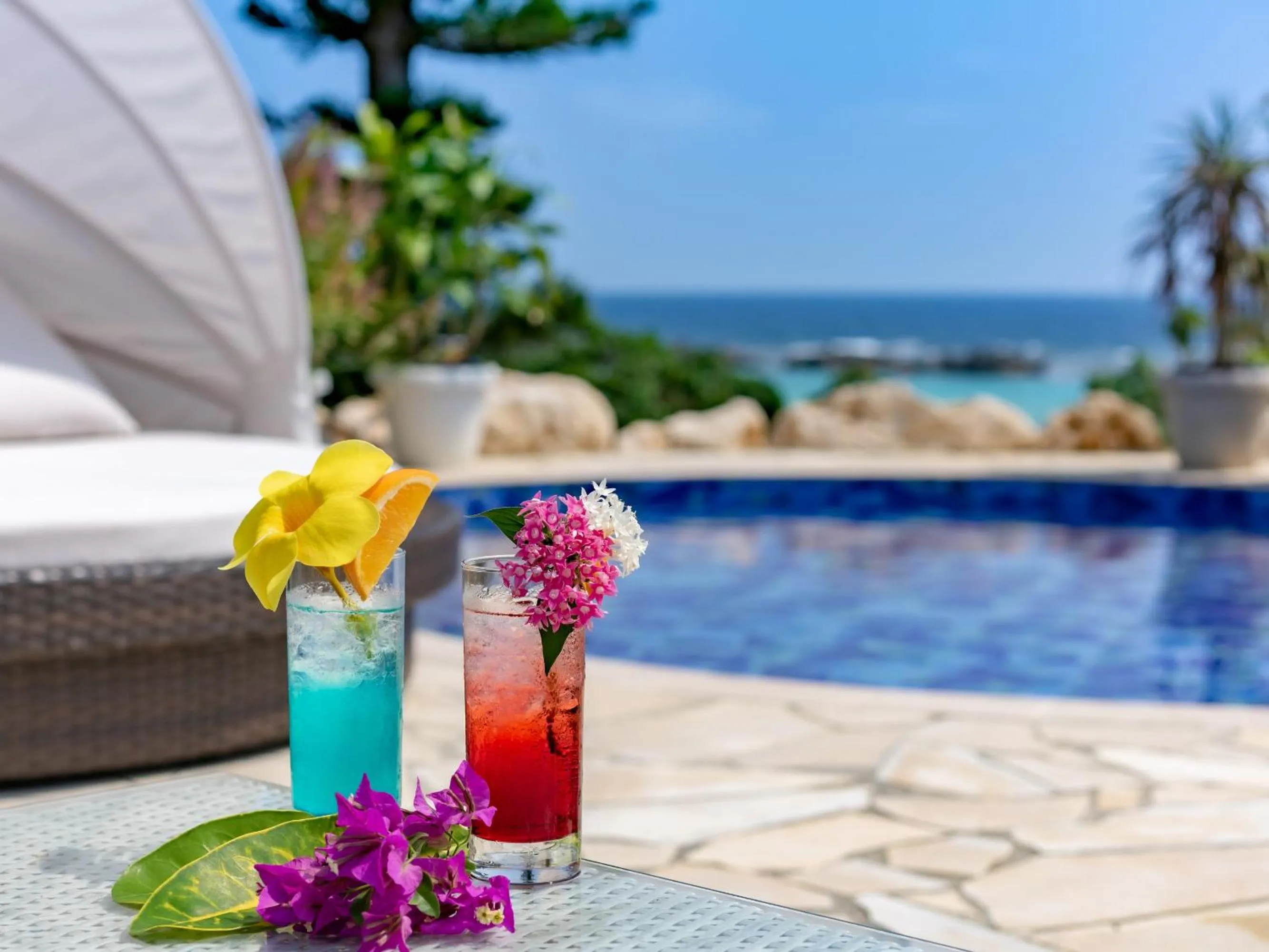 Swimming pool in Hotel Shigira Mirage