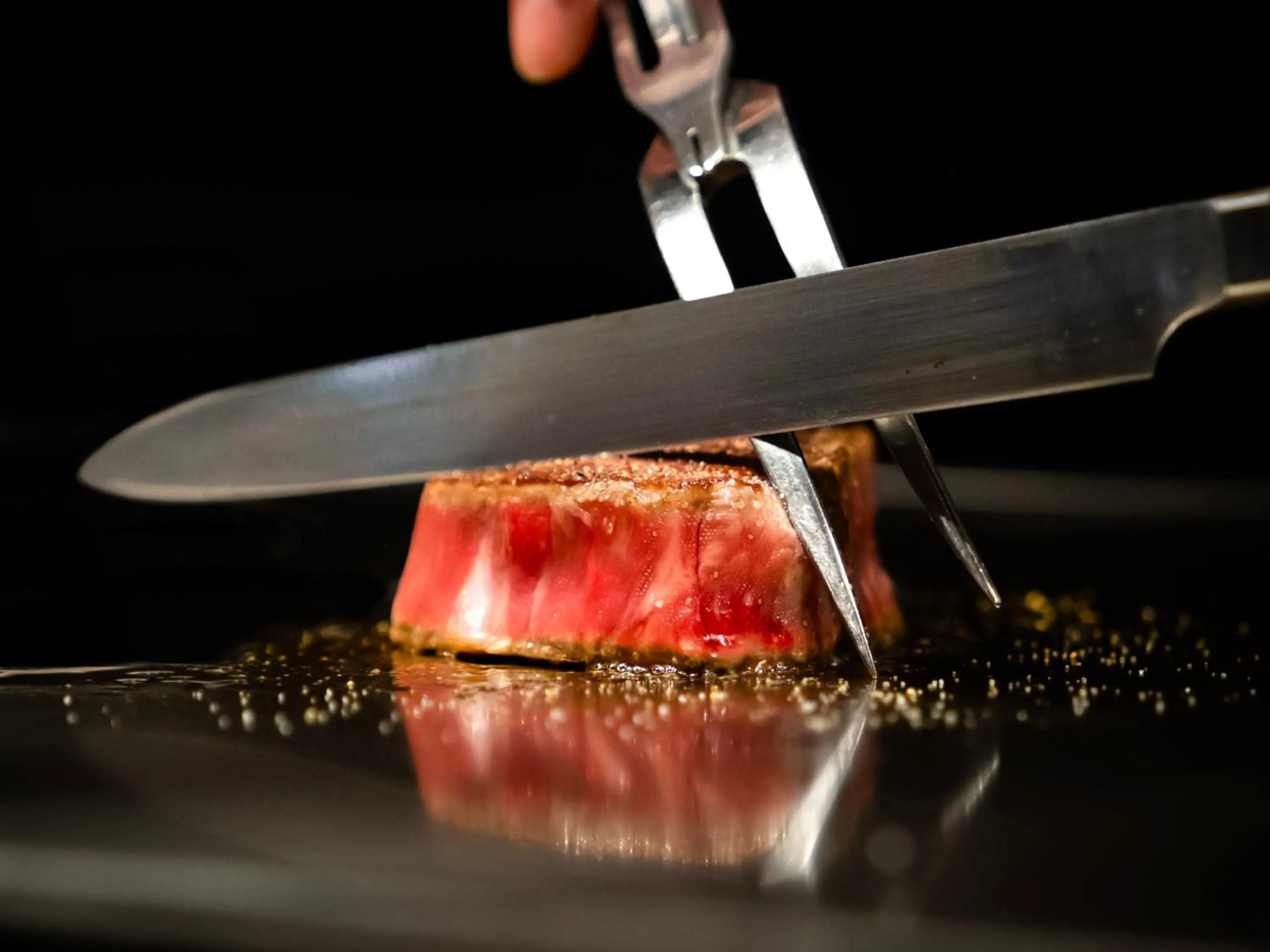 Restaurant/places to eat in Hotel Shigira Mirage