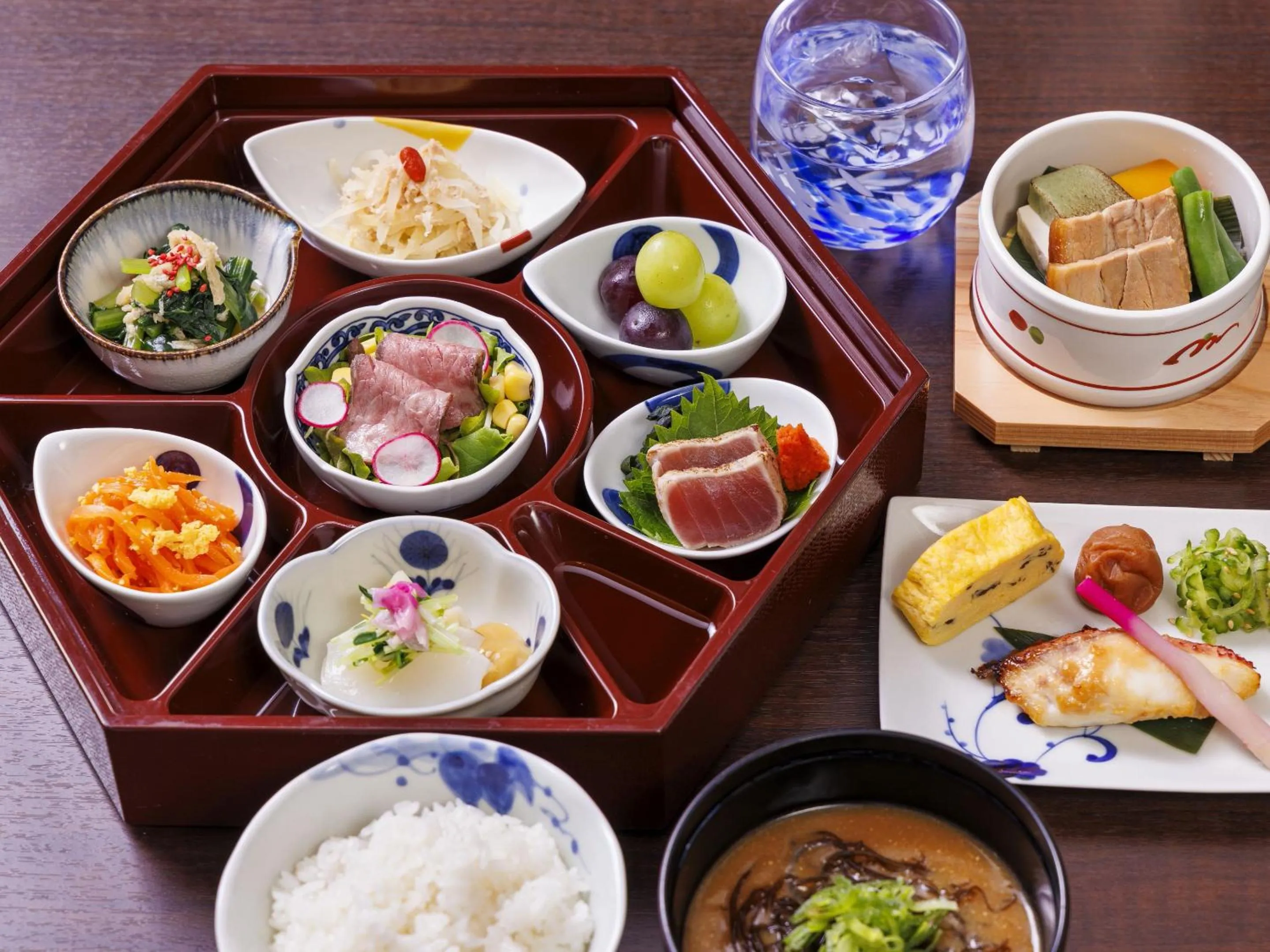 Breakfast in Hotel Shigira Mirage