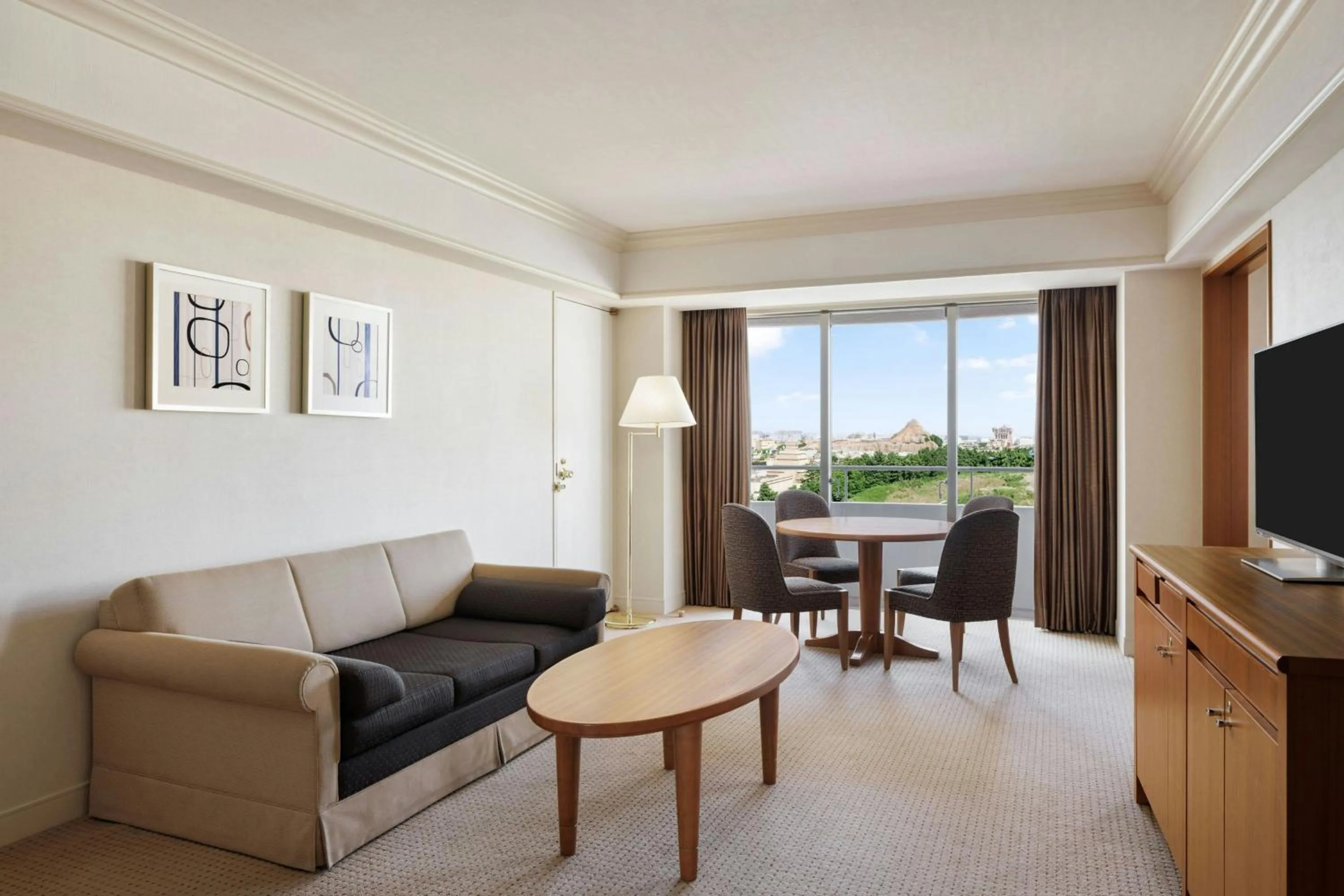 Photo of the whole room in Sheraton Grande Tokyo Bay Hotel