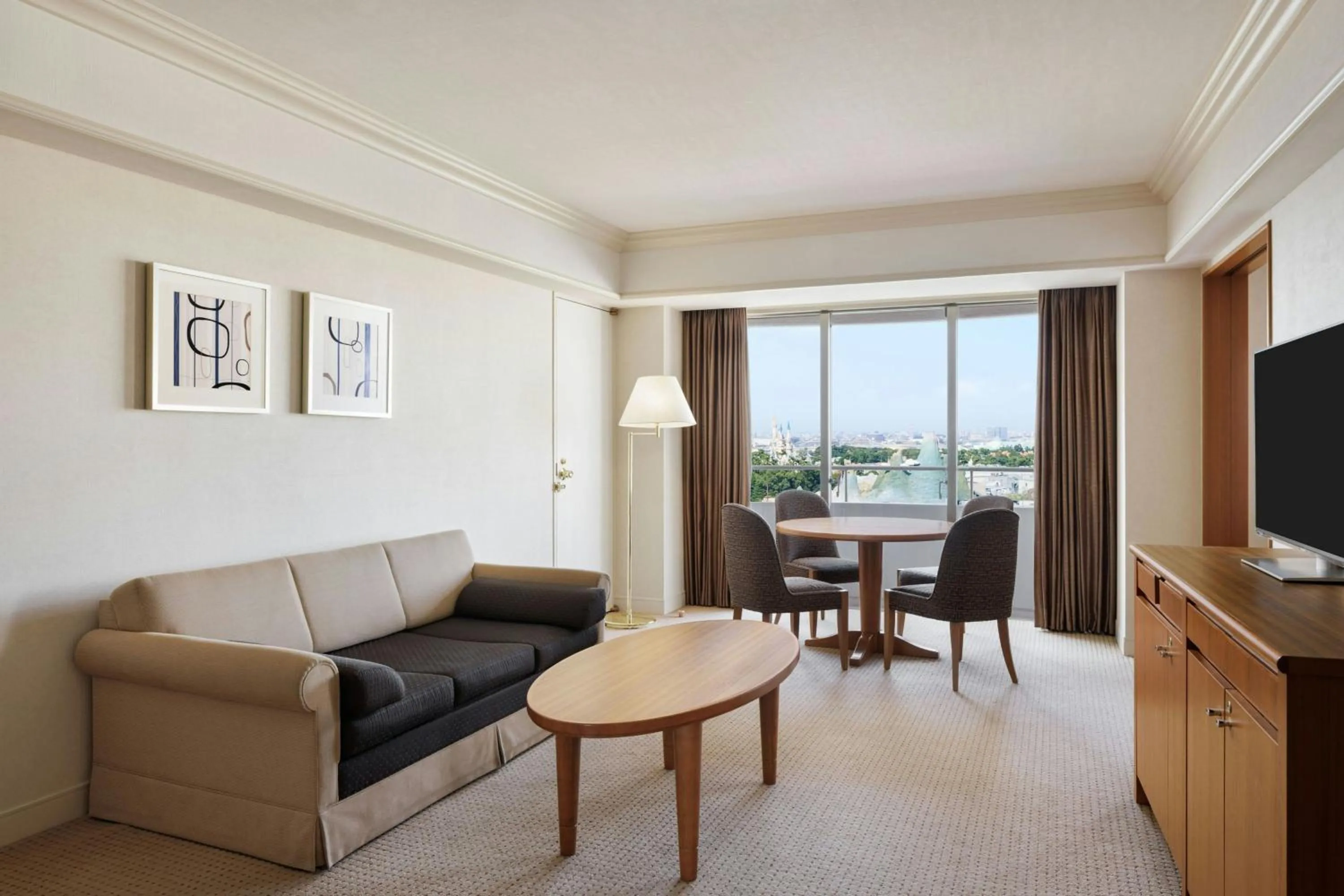 Photo of the whole room in Sheraton Grande Tokyo Bay Hotel