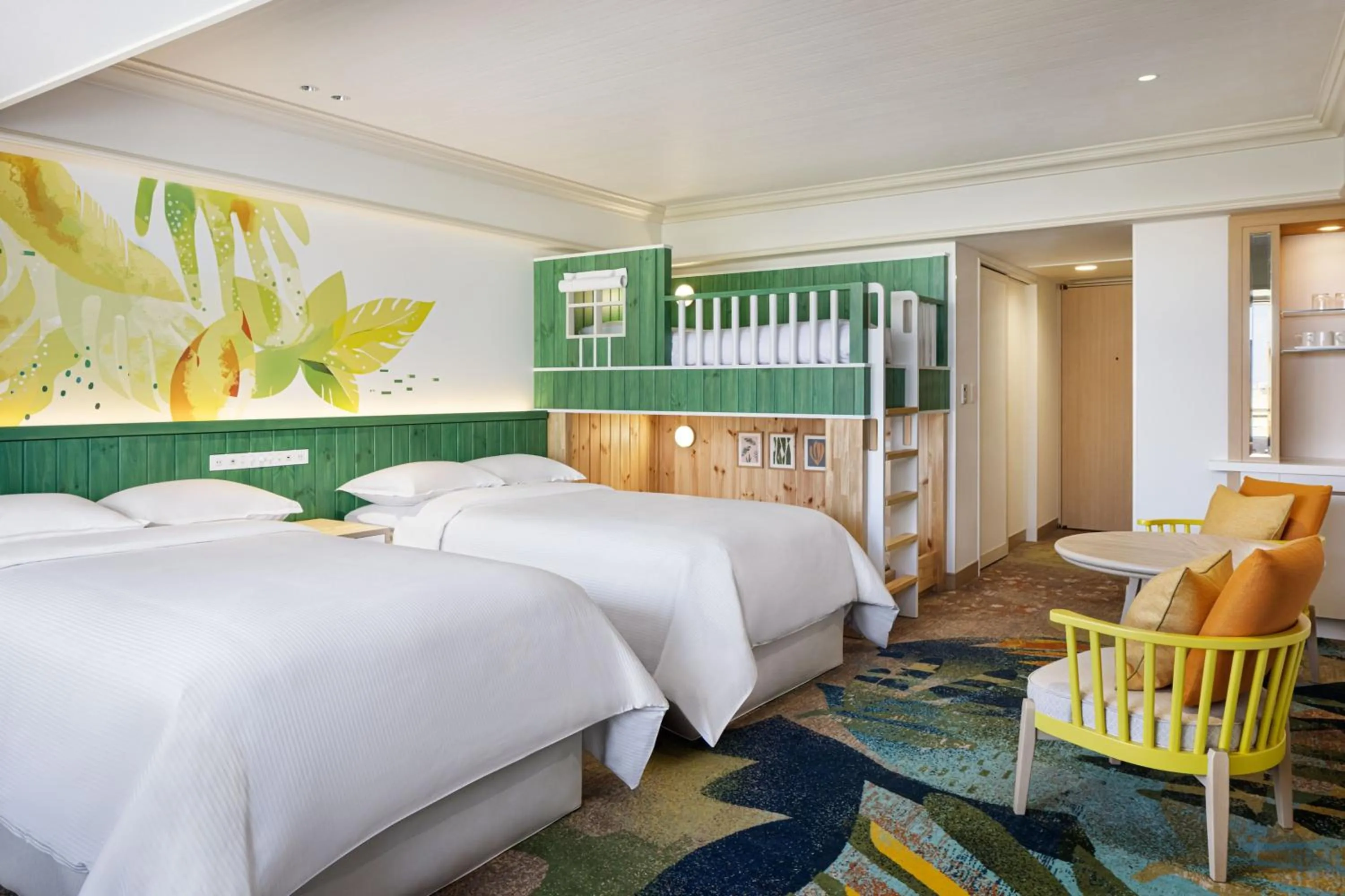 Photo of the whole room, Bed in Sheraton Grande Tokyo Bay Hotel