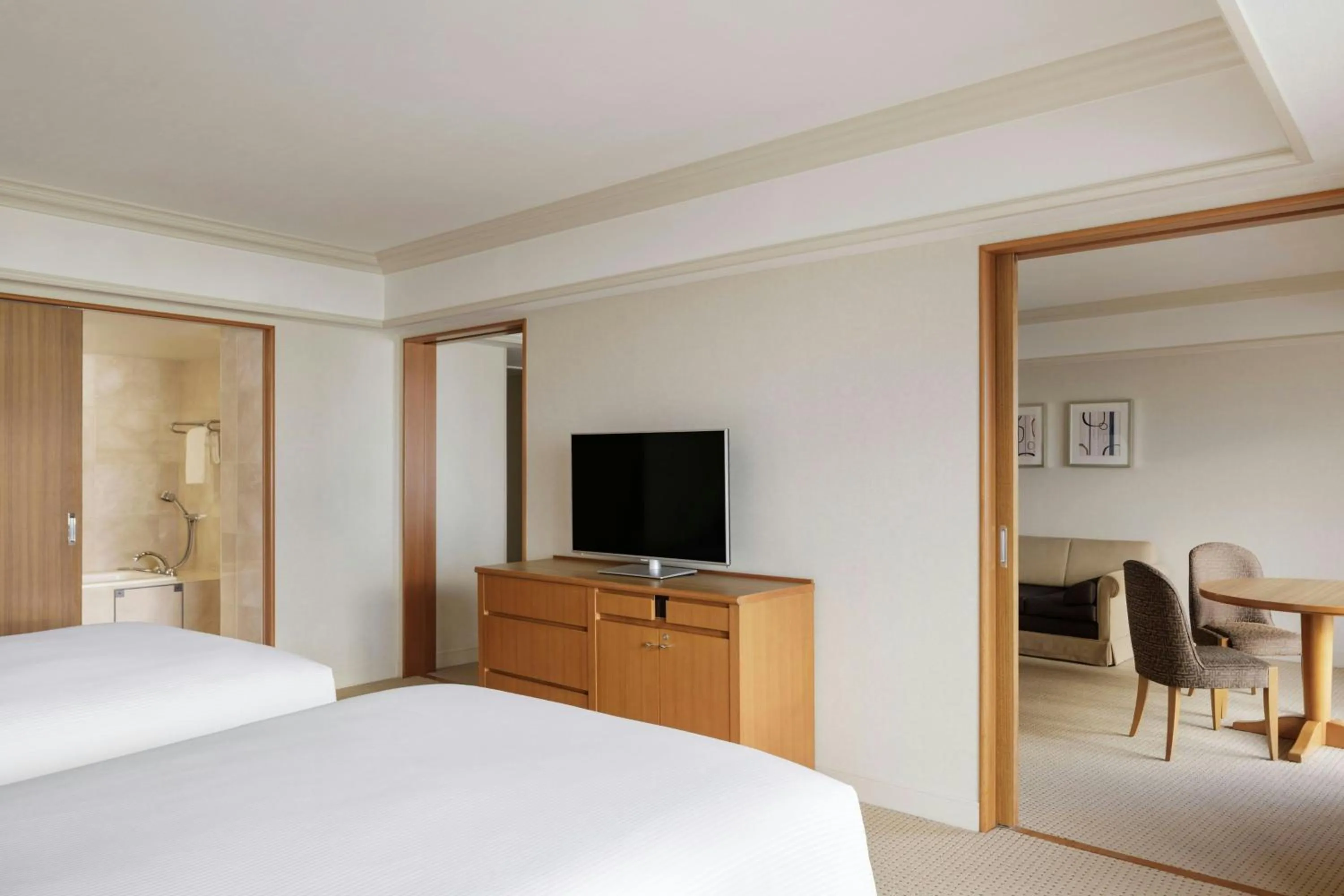 Photo of the whole room, Bed in Sheraton Grande Tokyo Bay Hotel