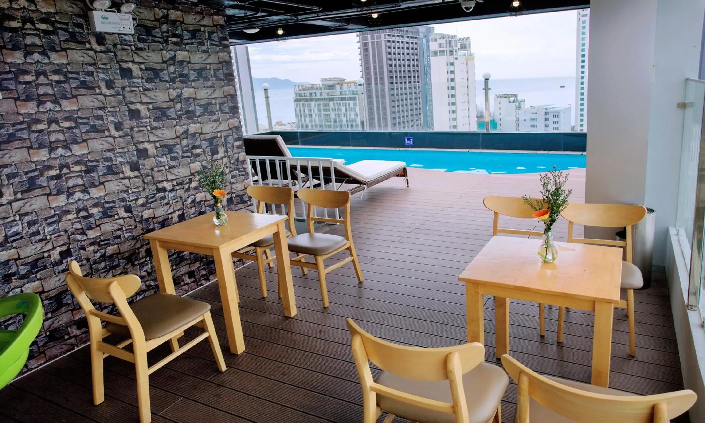 Lounge or bar in Royal HPM Hotel Lounge or bar in Royal HPM Hotel