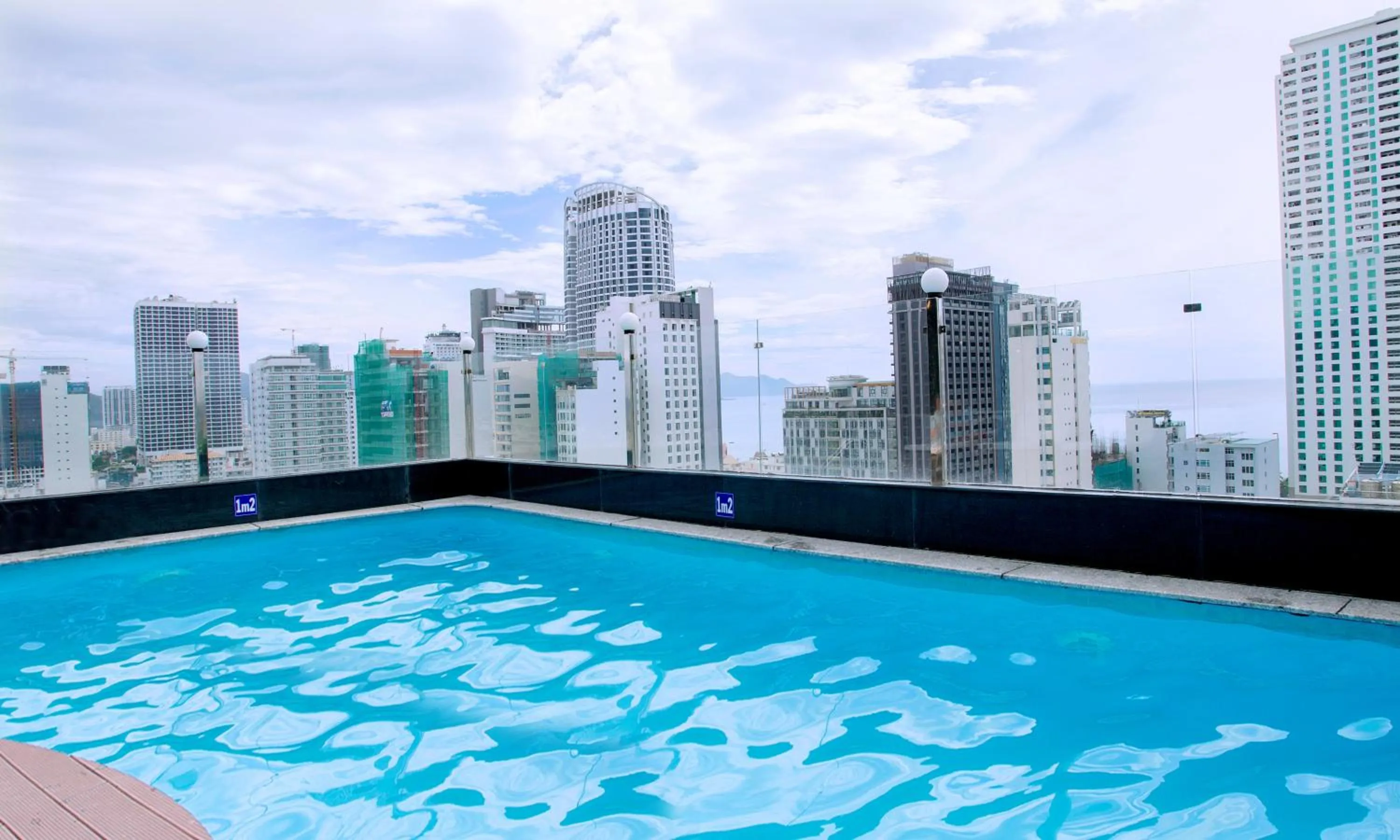 Swimming pool in Royal HPM Hotel