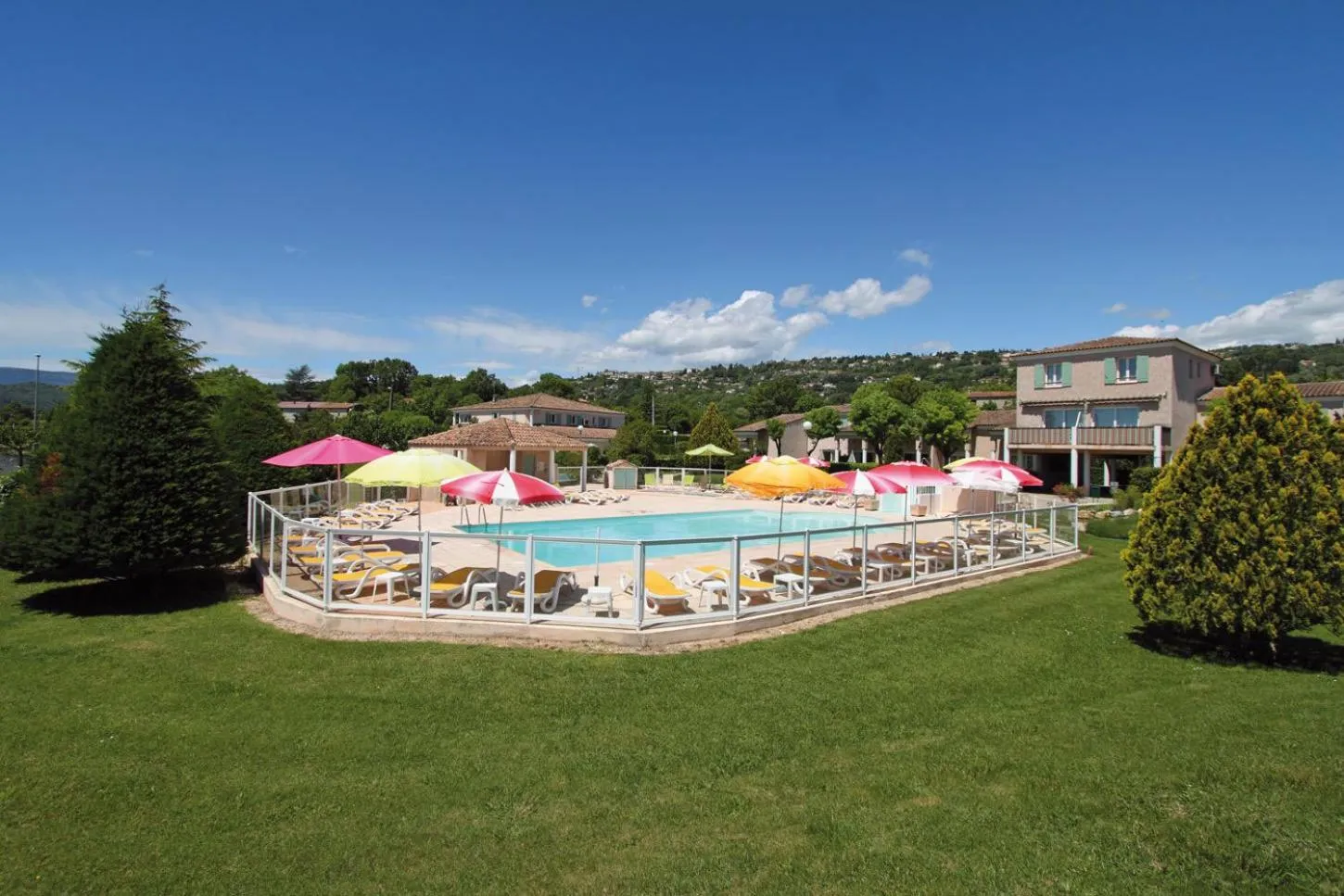Facade/entrance in Le Champ d'Eysson Aparthotel