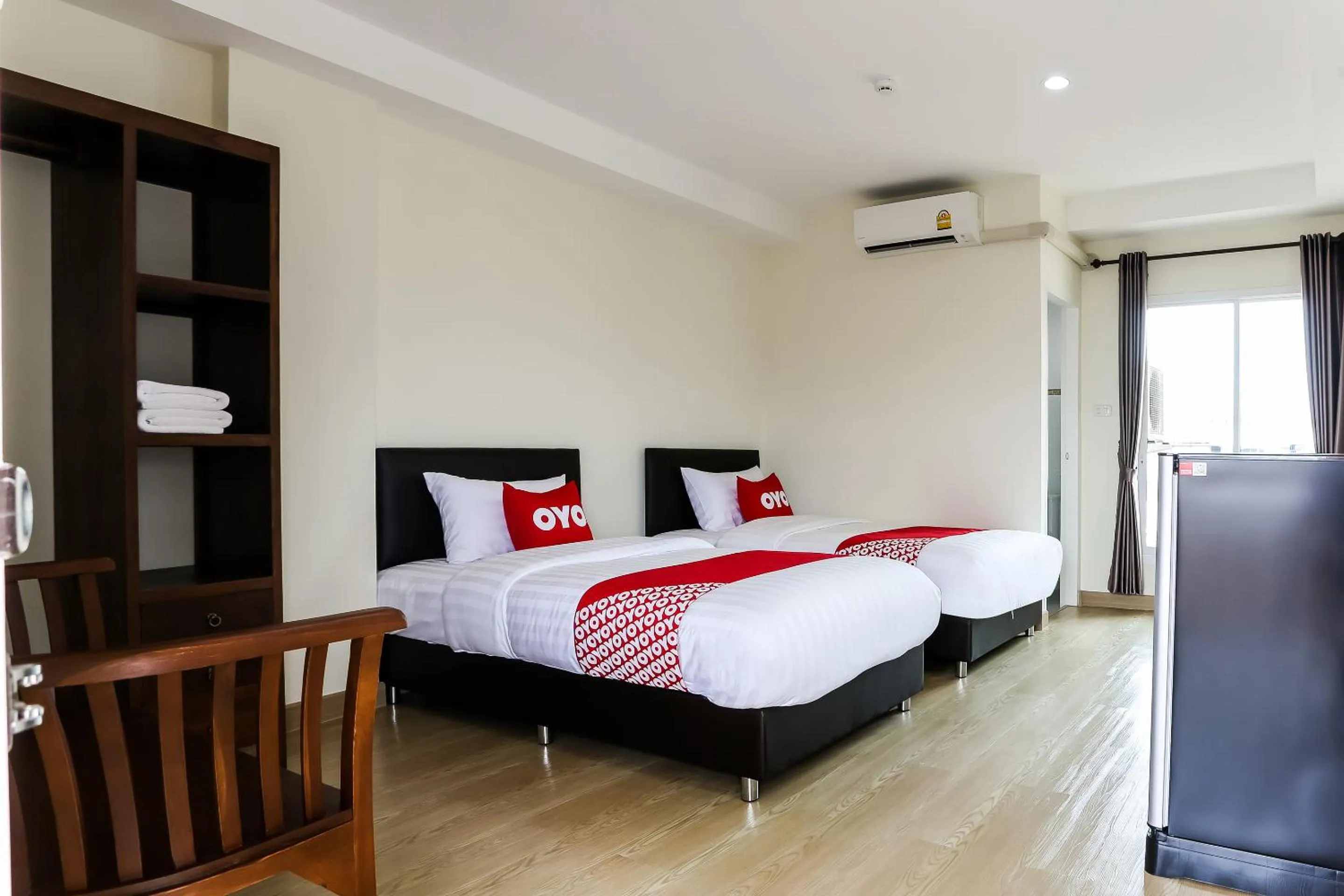 Standard Twin Room in Canary House Rachawong คานารี่ เฮ้าส์ ราชวงศ์