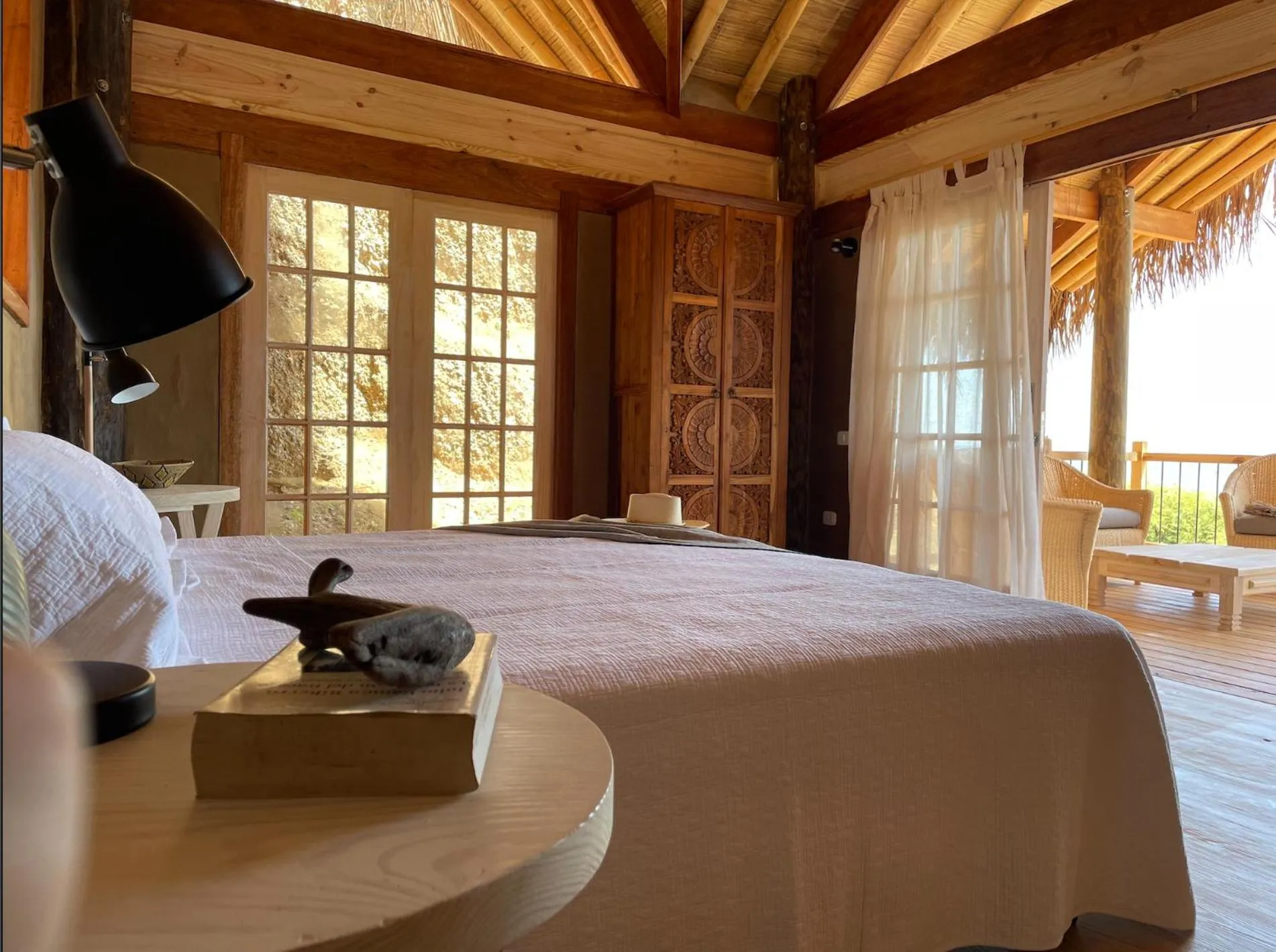 Bedroom, Bed in Amai Luna