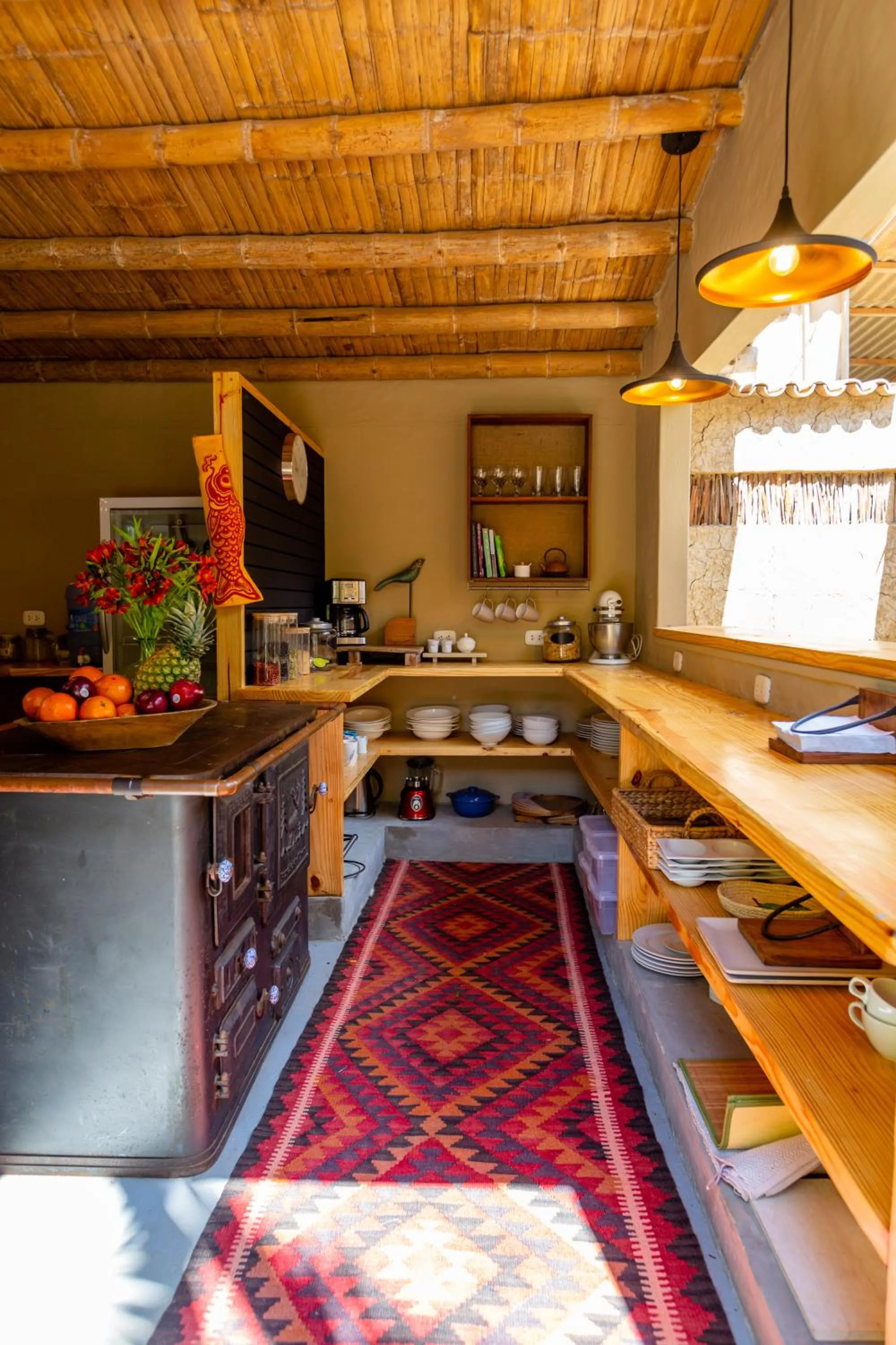 Restaurant/places to eat in Amai Luna