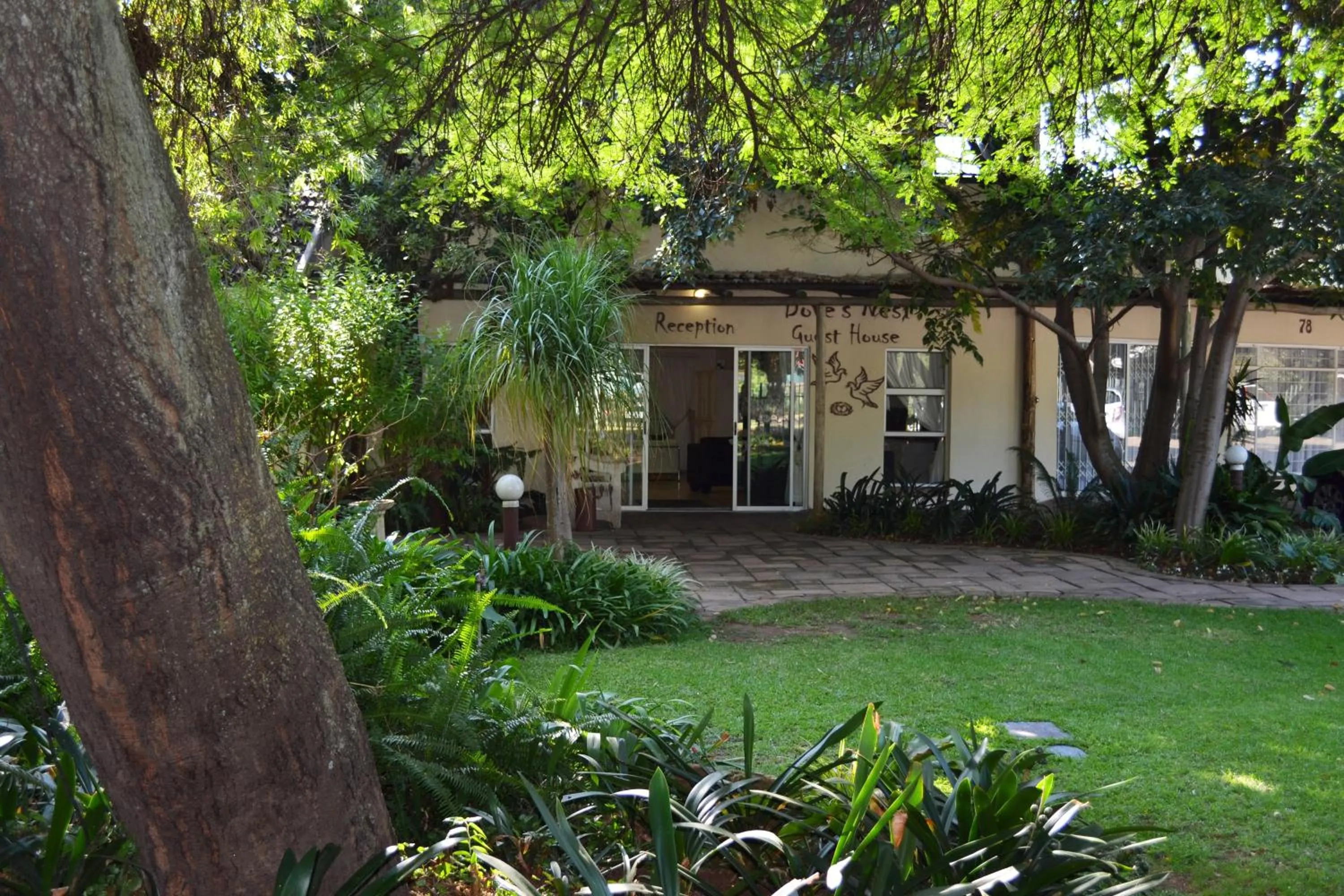 Facade/entrance in Dove's Nest Guest House