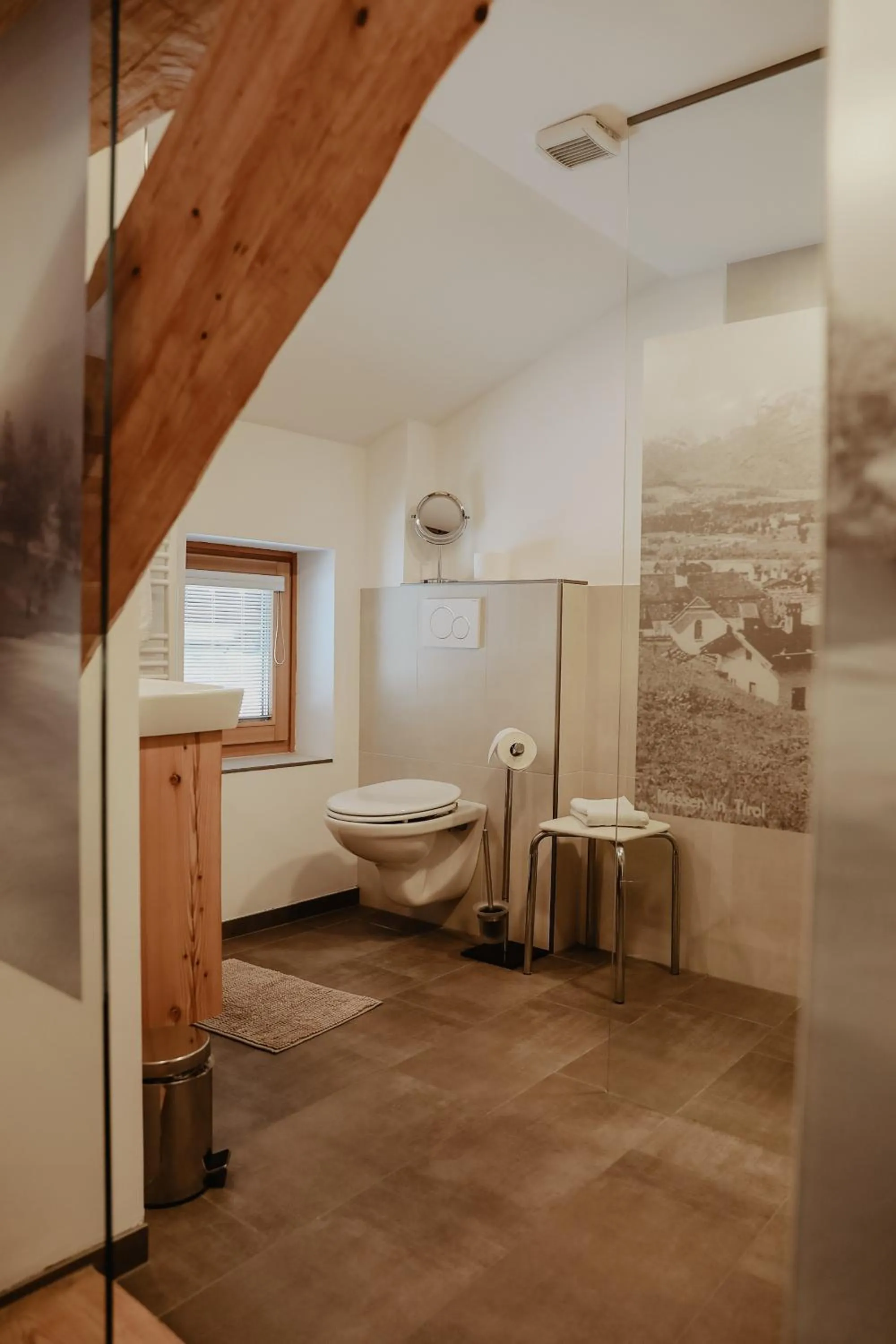 Shower, Bed in Landhaus Alpengruss