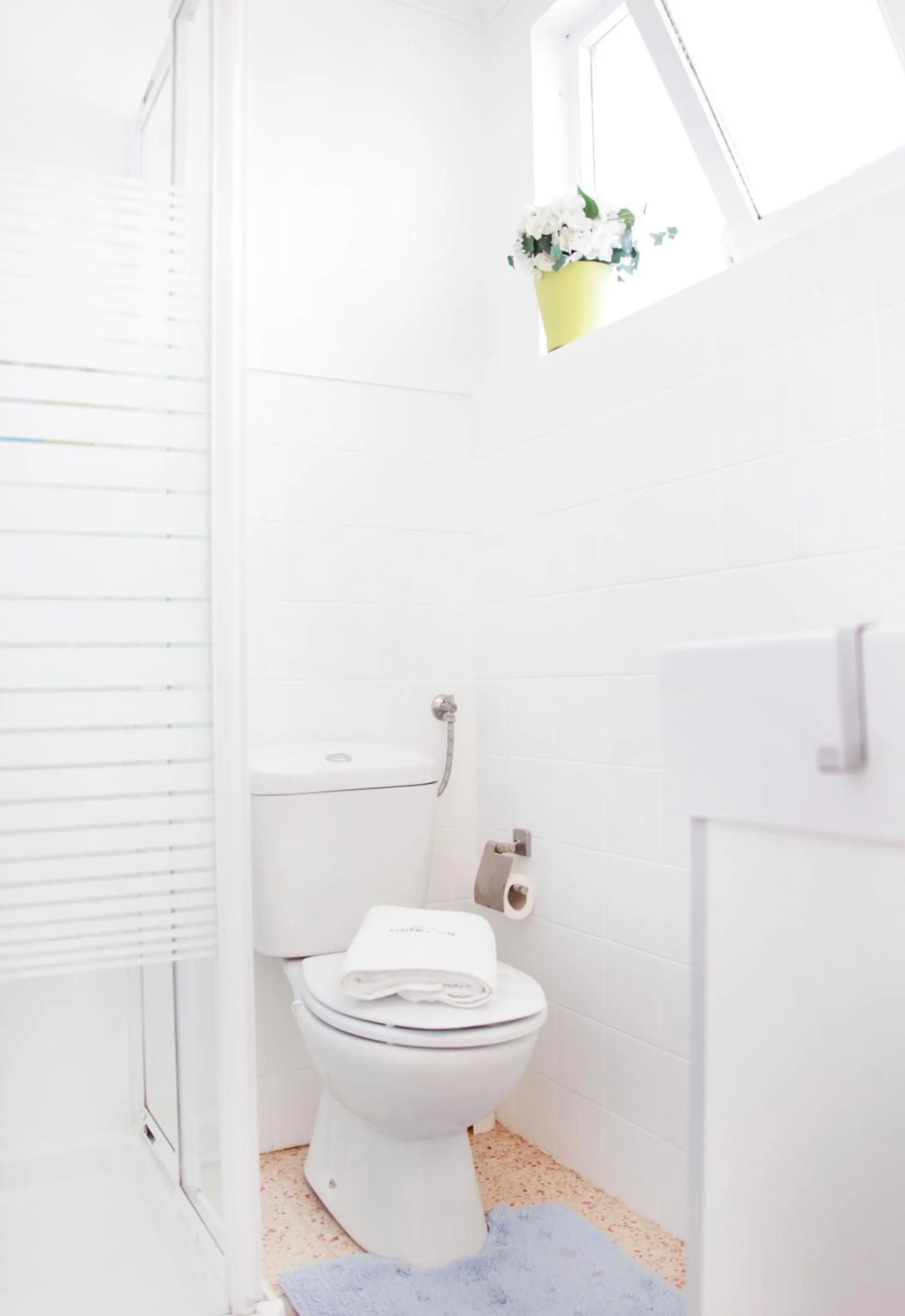 Shower in Sintra Sol - Apartamentos Turisticos