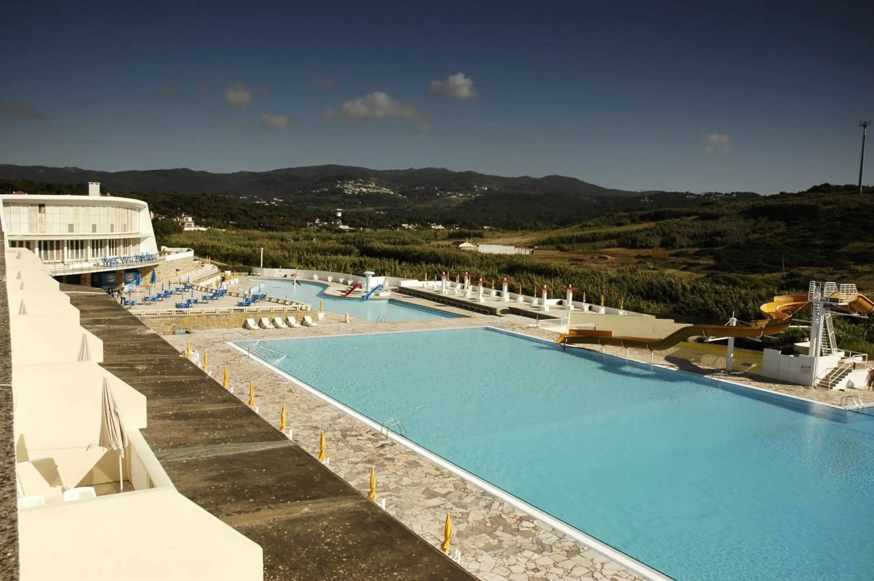 Swimming pool in Sintra Sol - Apartamentos Turisticos Swimming pool in Sintra Sol - Apartamentos Turisticos