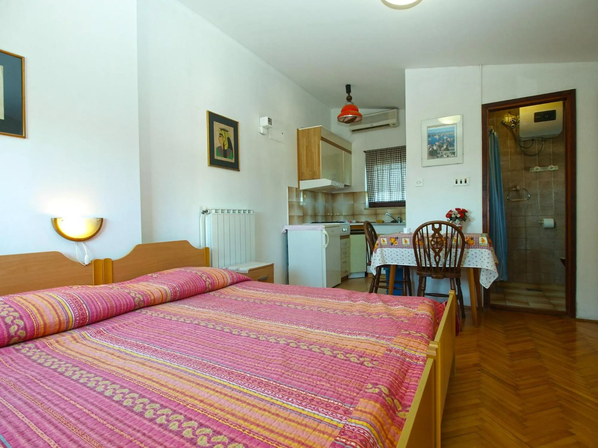 Bed in Apartments Marija 841