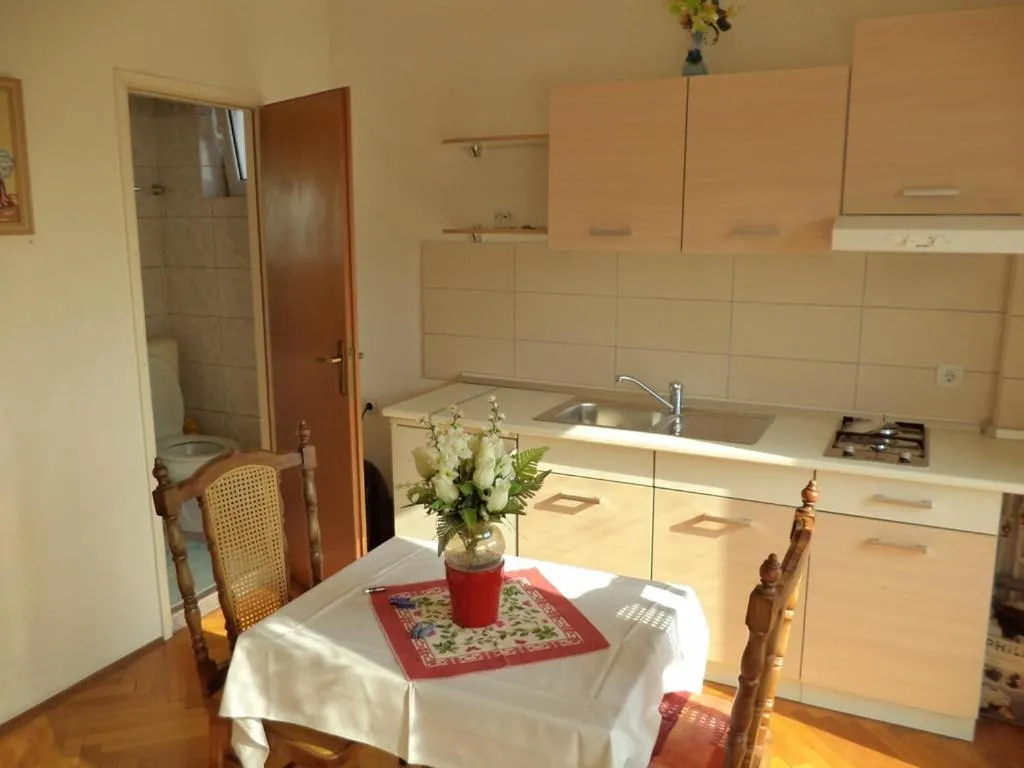 Apartments Marija 841