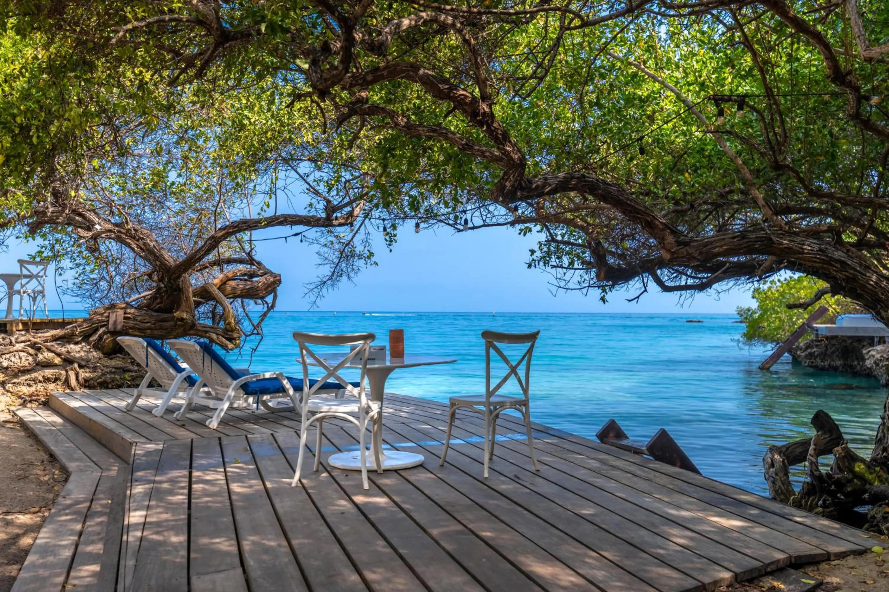 Day in Hotel Coralina Island