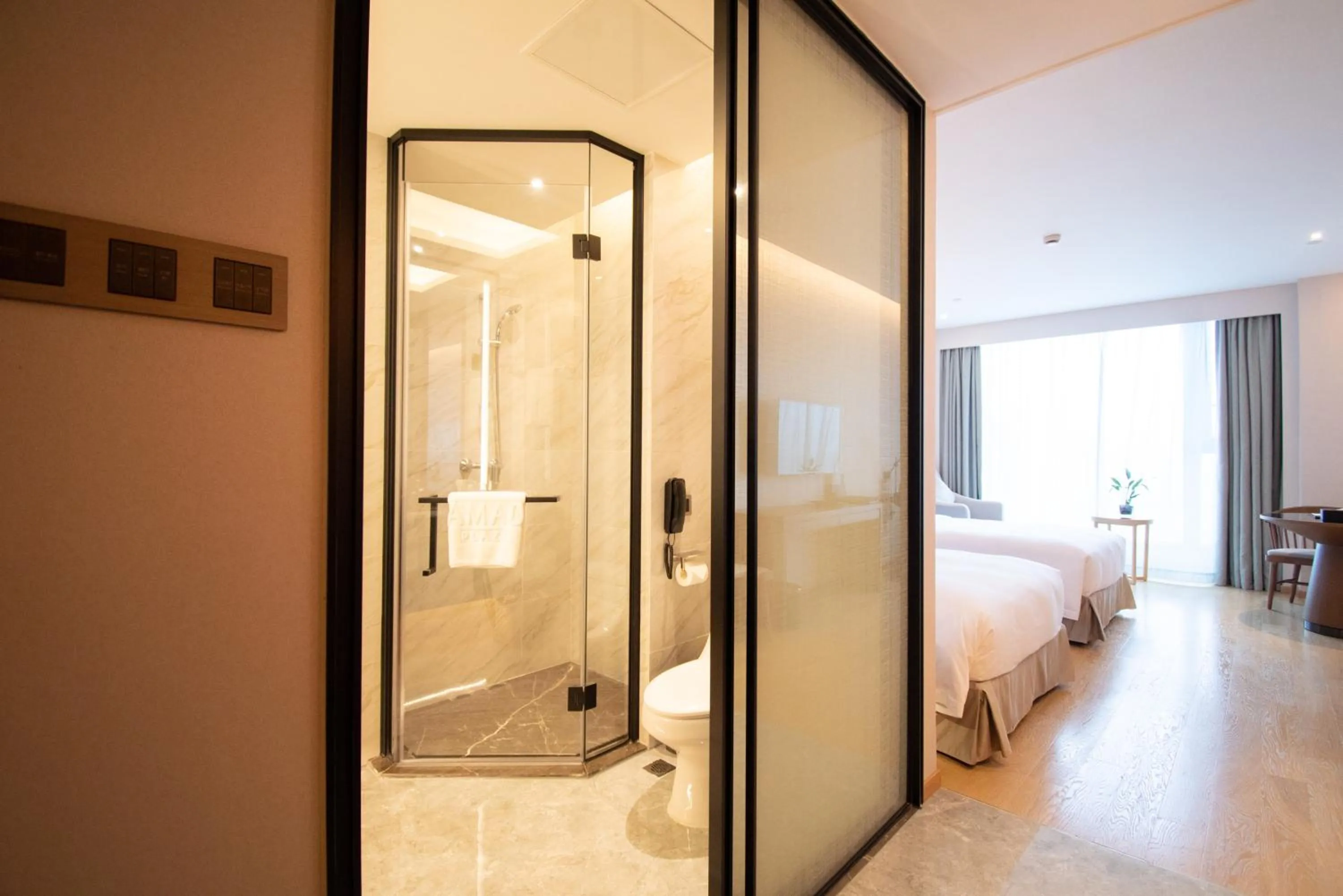 Bathroom in Ramada Plaza Wyndham Wenzhou Cangnan