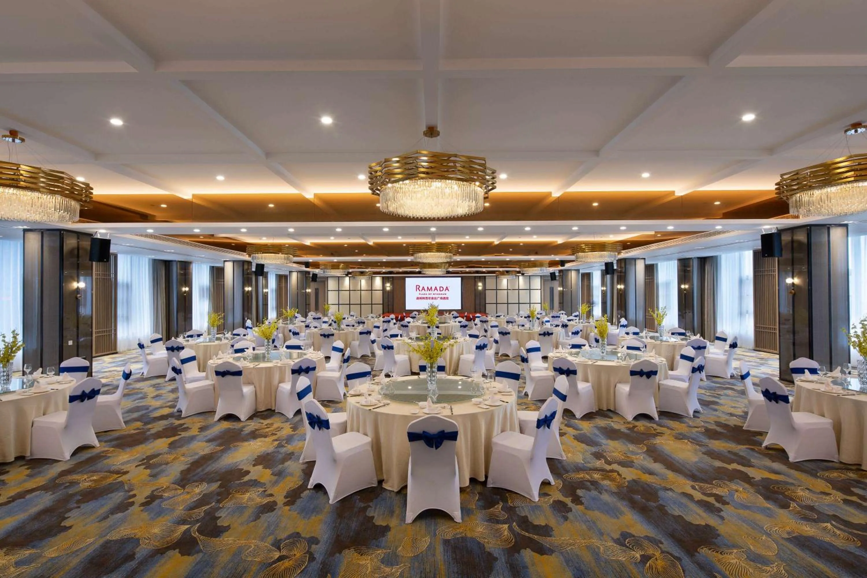Meeting/conference room in Ramada Plaza Wyndham Wenzhou Cangnan