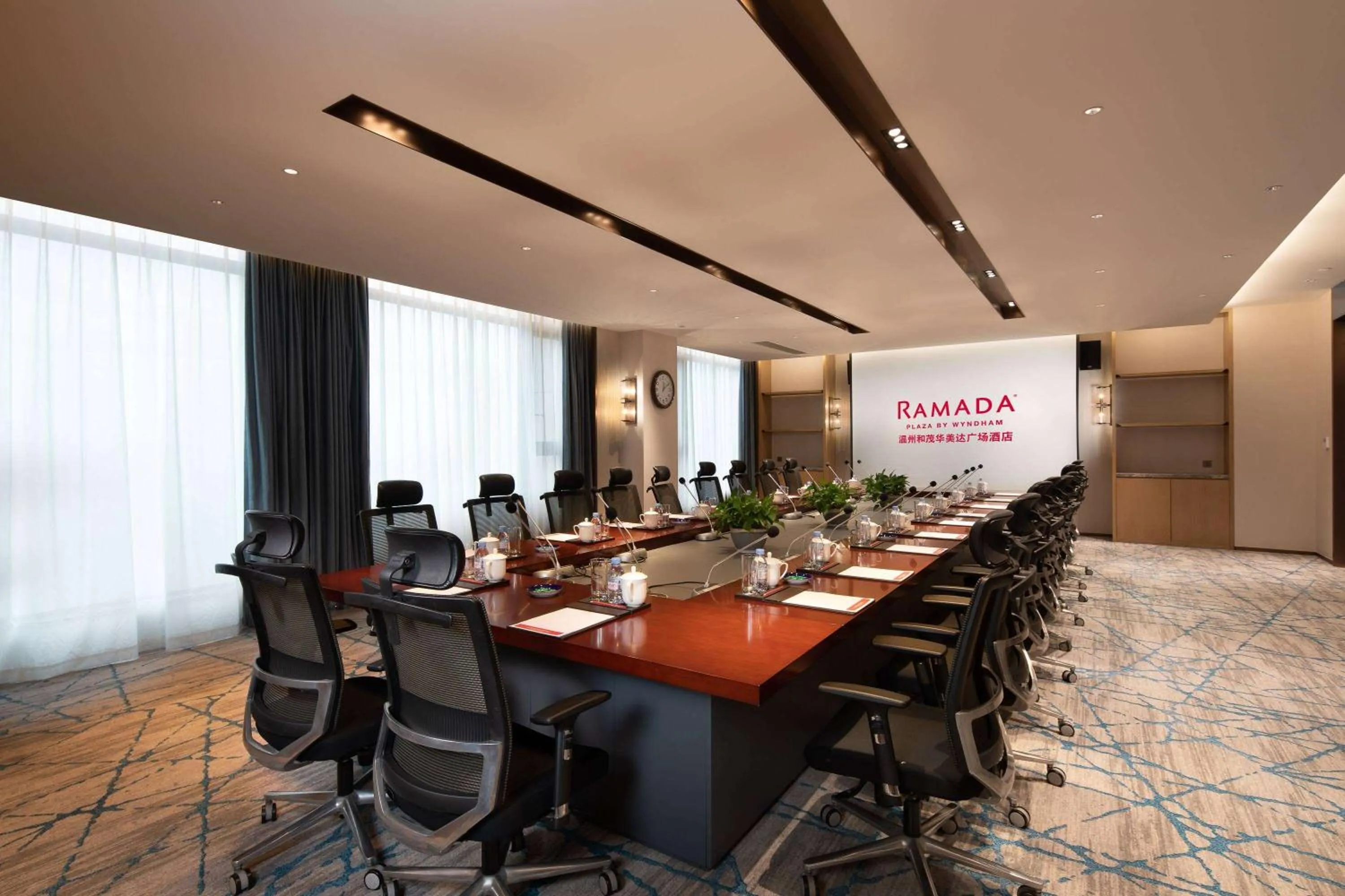 Meeting/conference room in Ramada Plaza Wyndham Wenzhou Cangnan