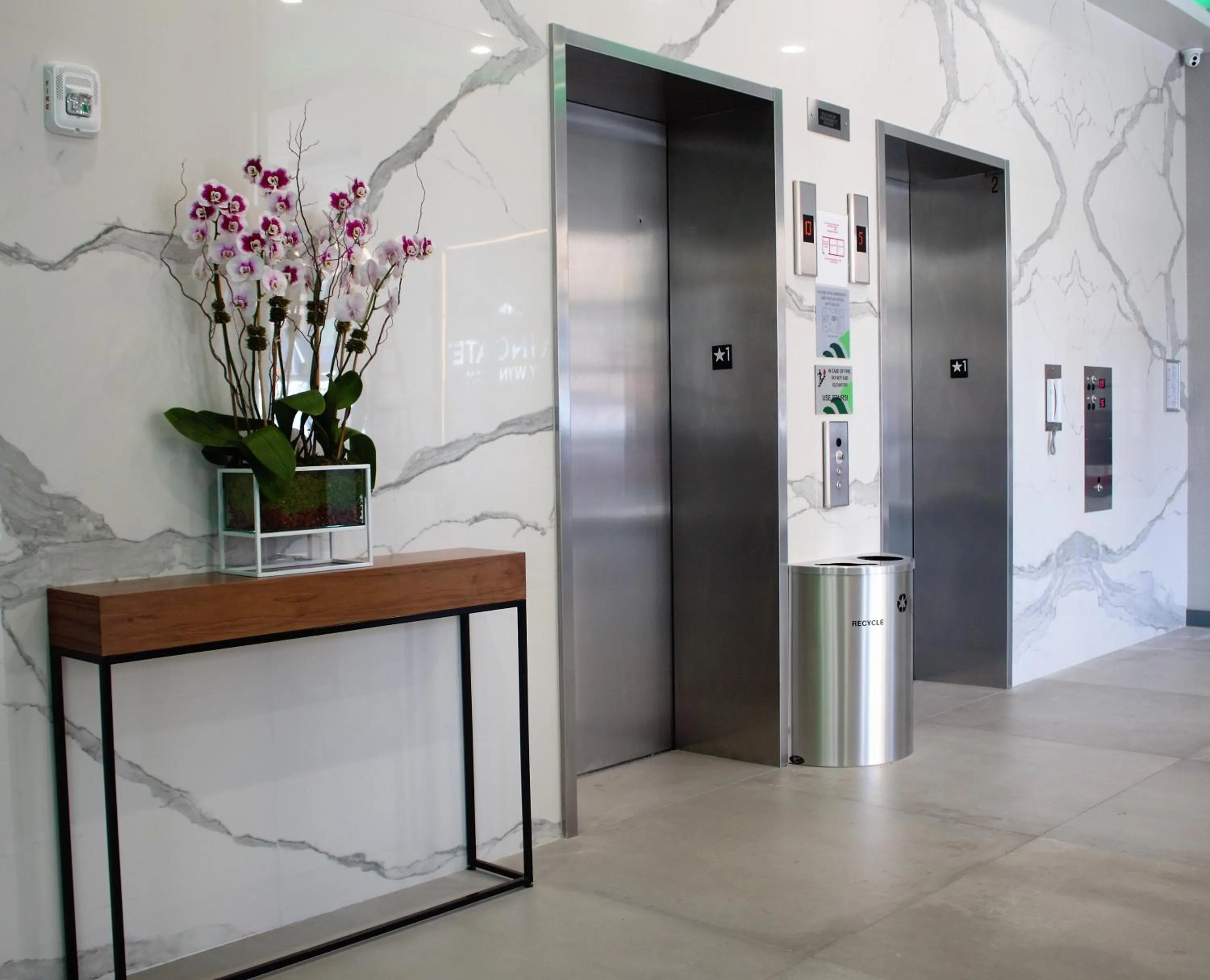 Lobby or reception in Wingate by Wyndham Long Island City