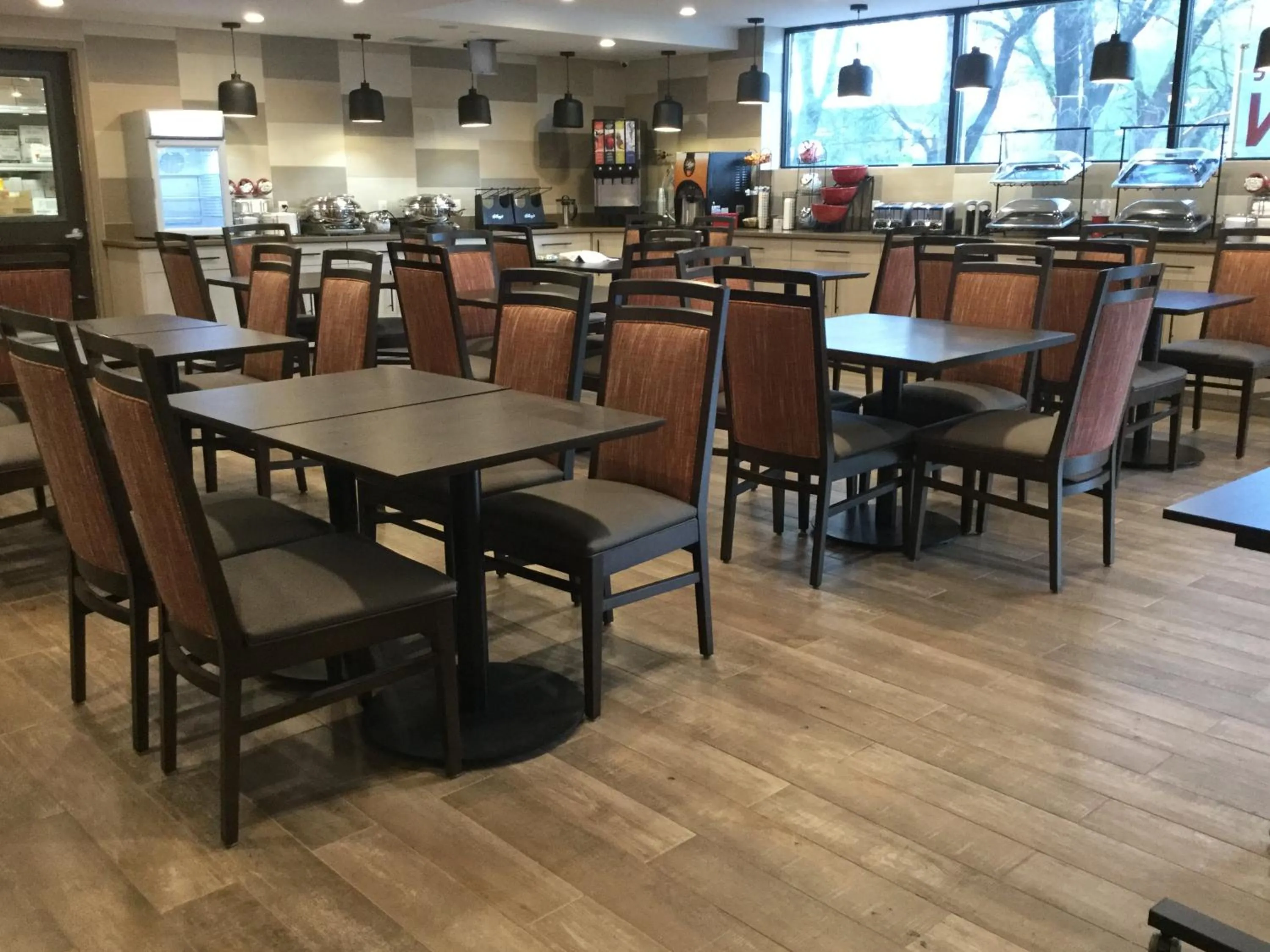 Restaurant/Places to Eat in Ramada by Wyndham Bronx Terminal