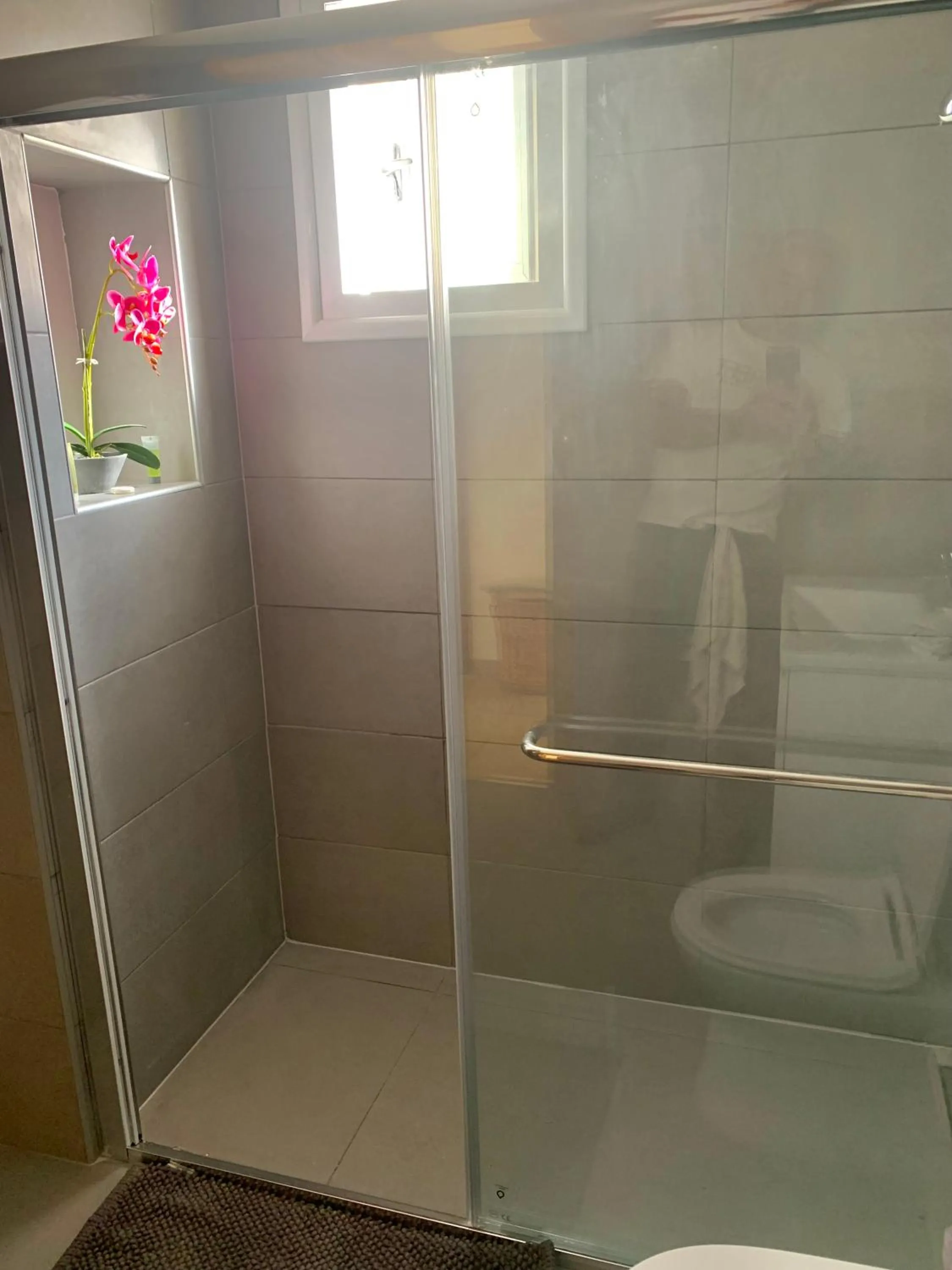 Bathroom in Nissi Sandy Bay C09
