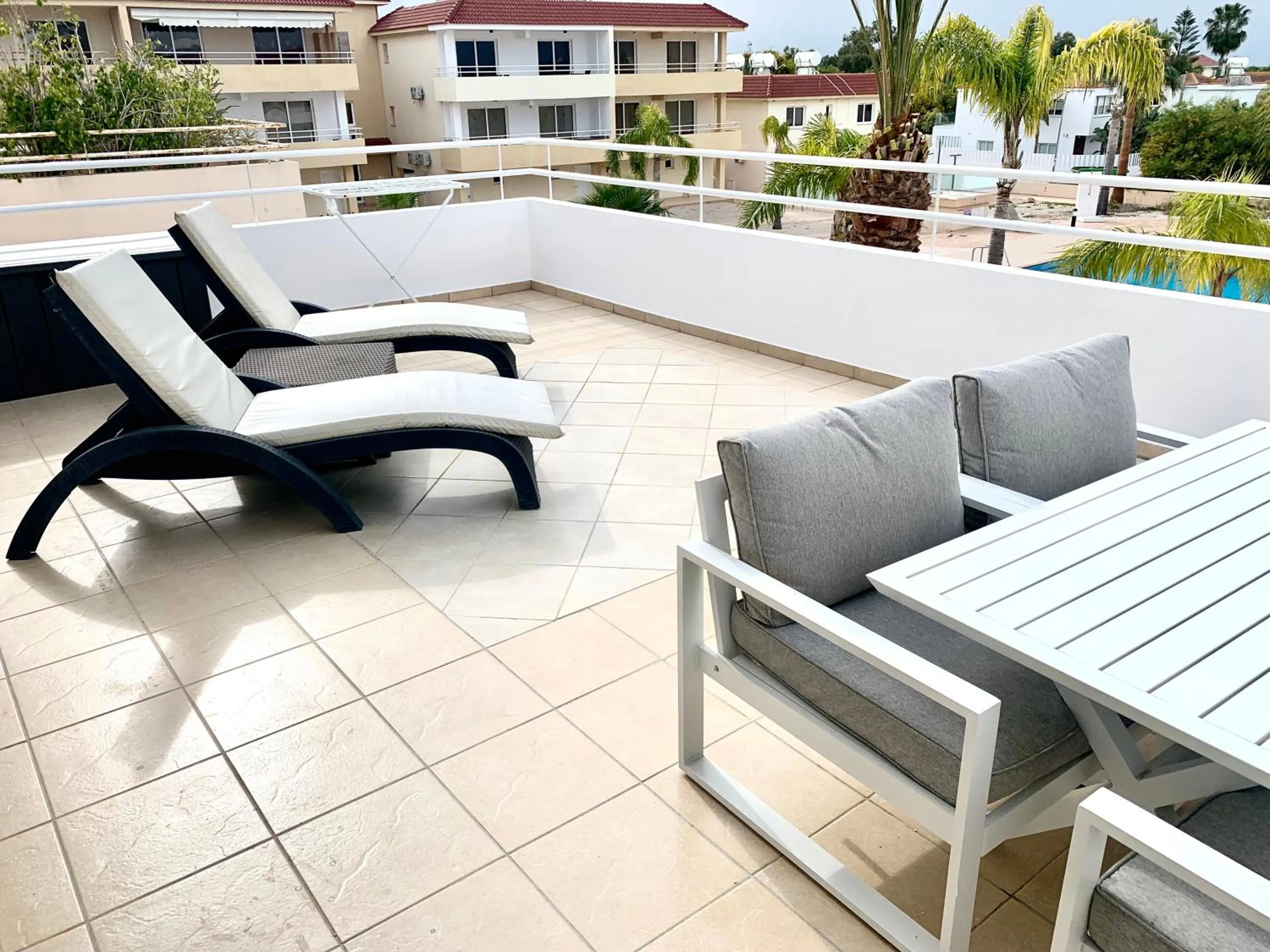 Patio in Nissi Sandy Bay C09