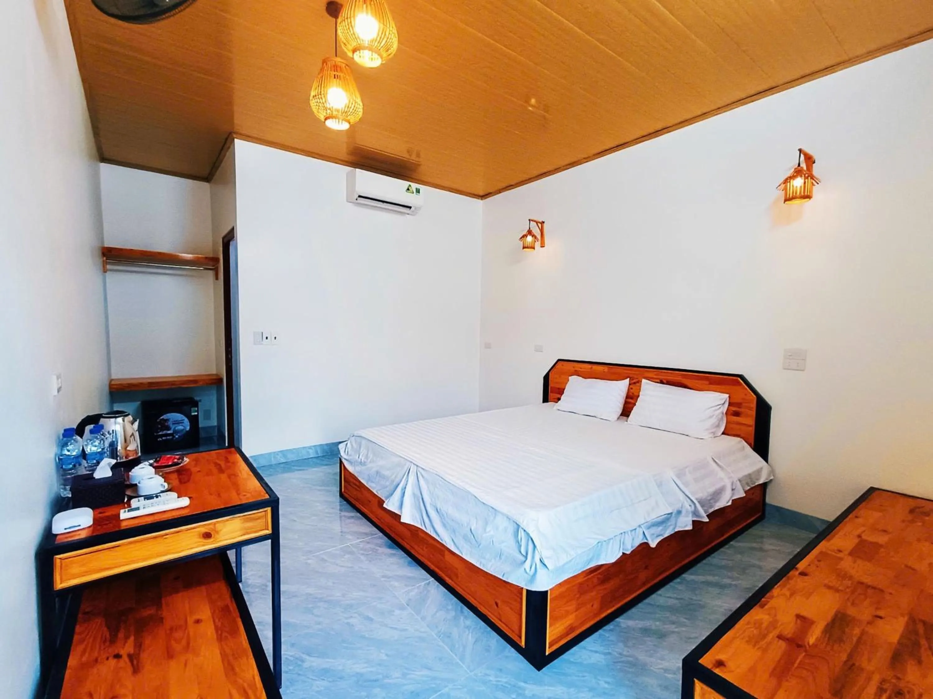 Bed in Trang An Lotus Lake Homestay