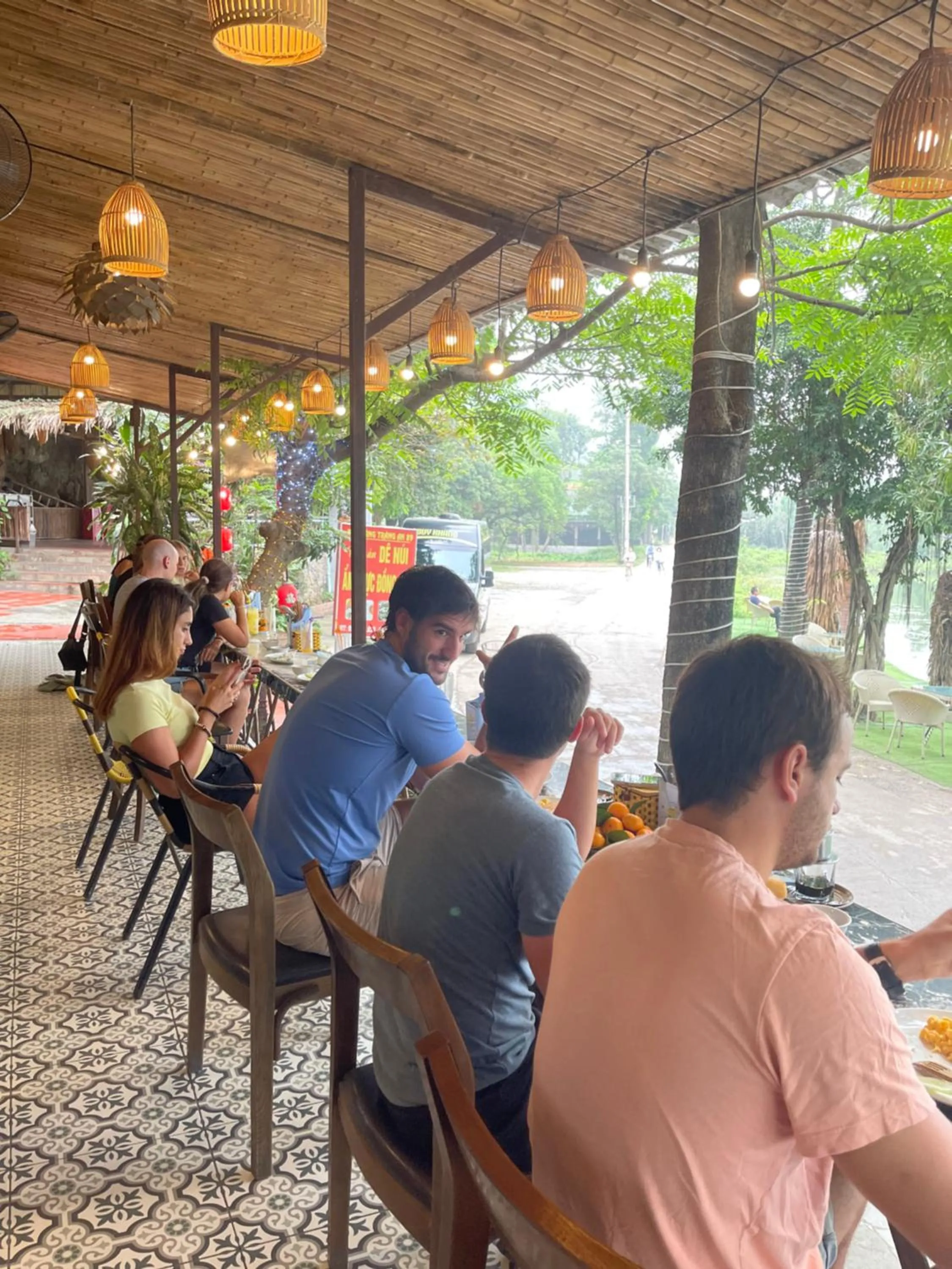 Restaurant/places to eat in Trang An Lotus Lake Homestay