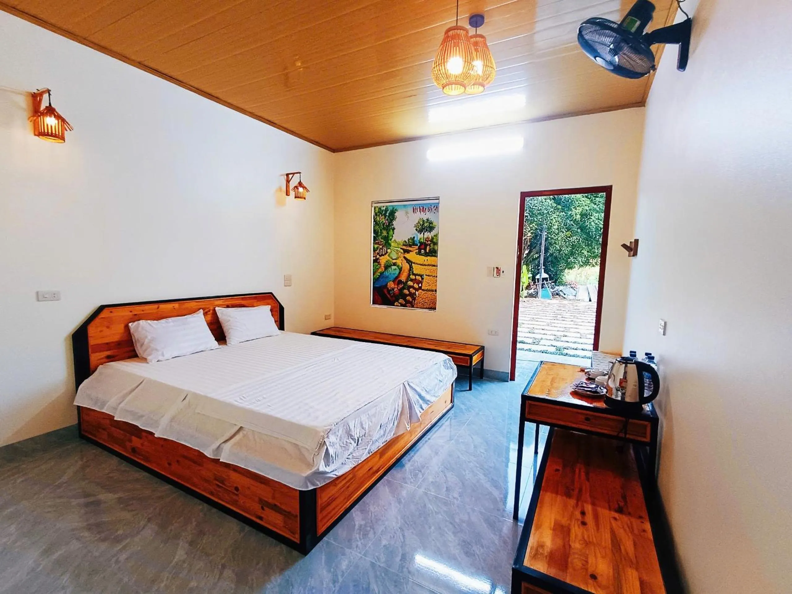 Bed in Trang An Lotus Lake Homestay