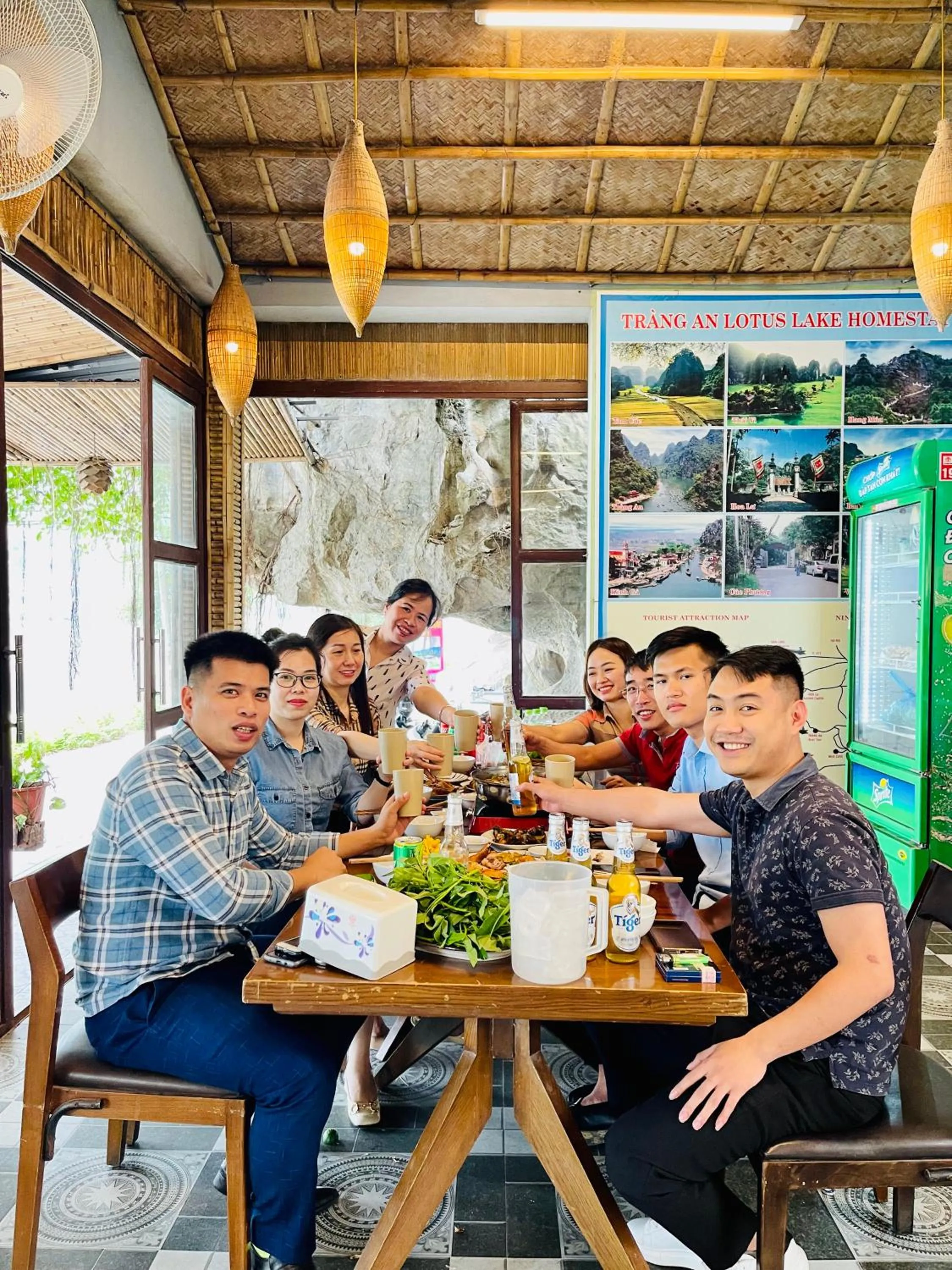 Restaurant/places to eat in Trang An Lotus Lake Homestay