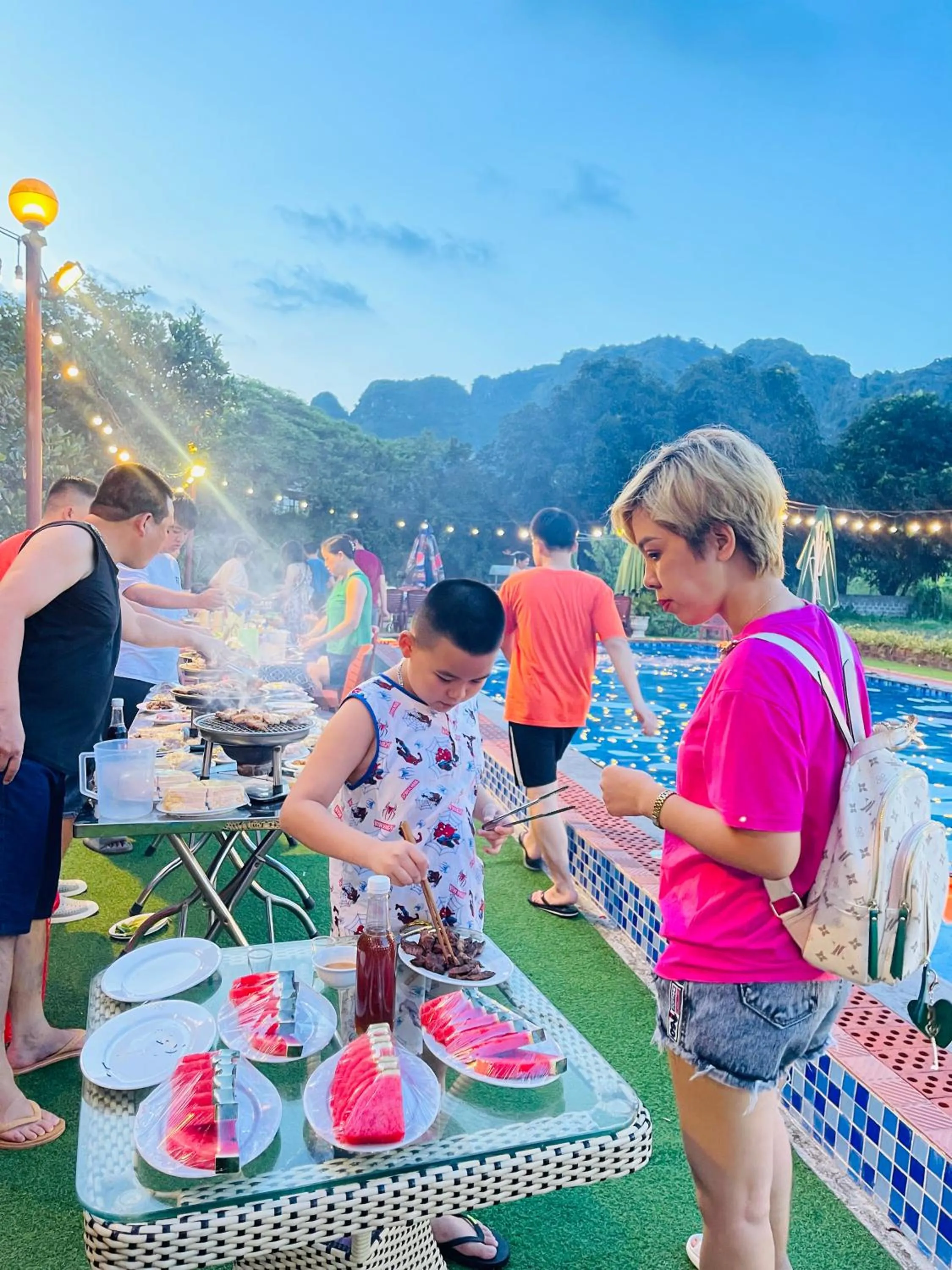 Food and drinks in Trang An Lotus Lake Homestay