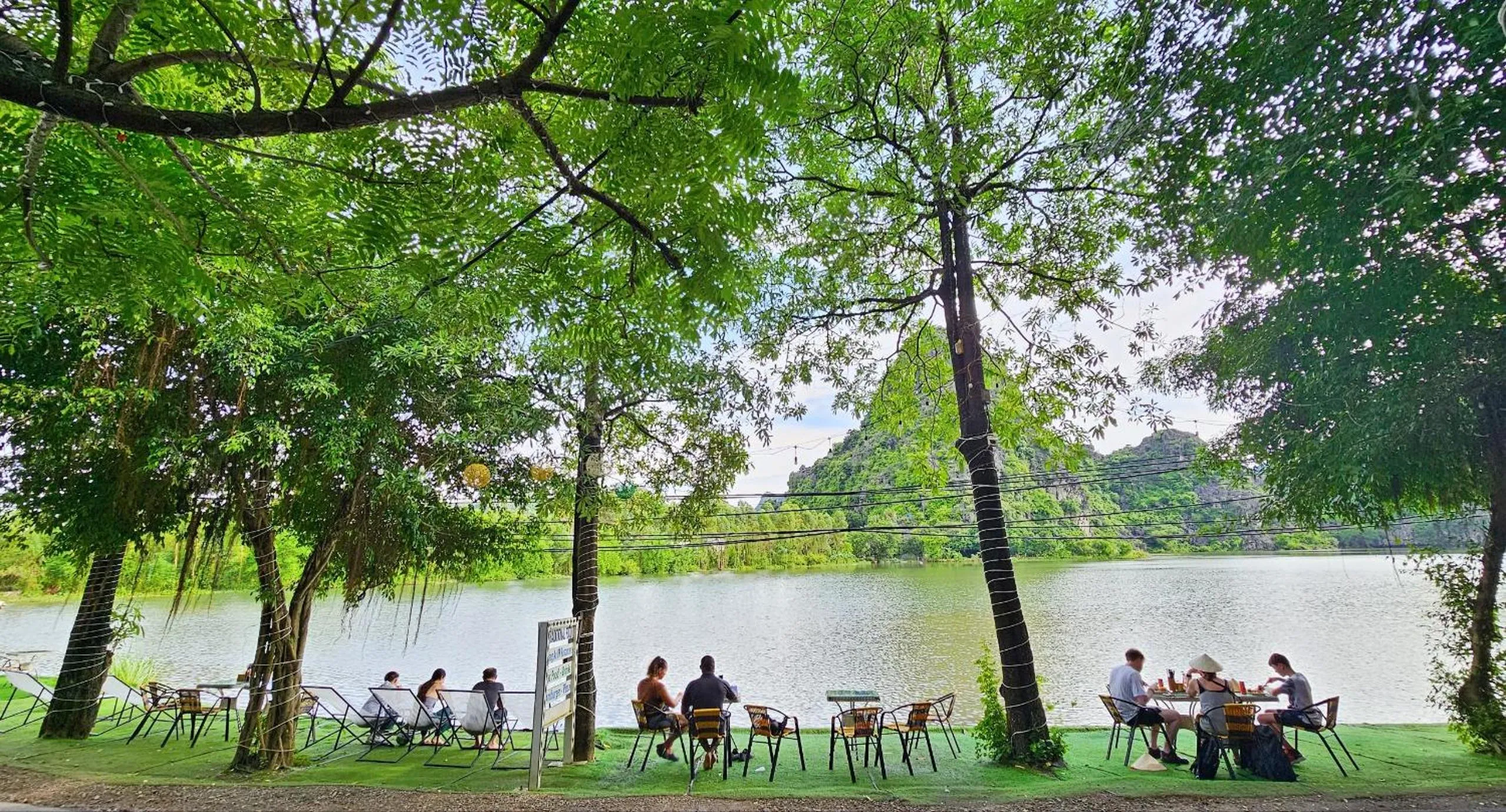 Natural landscape in Trang An Lotus Lake Homestay