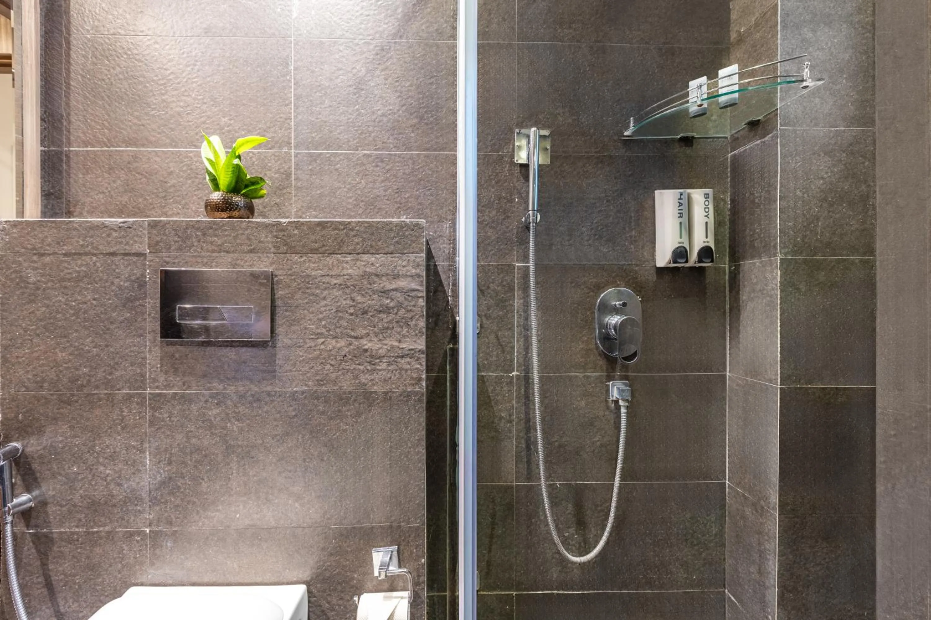 Sterling Palm Bliss Wellness Resort, Rishikesh