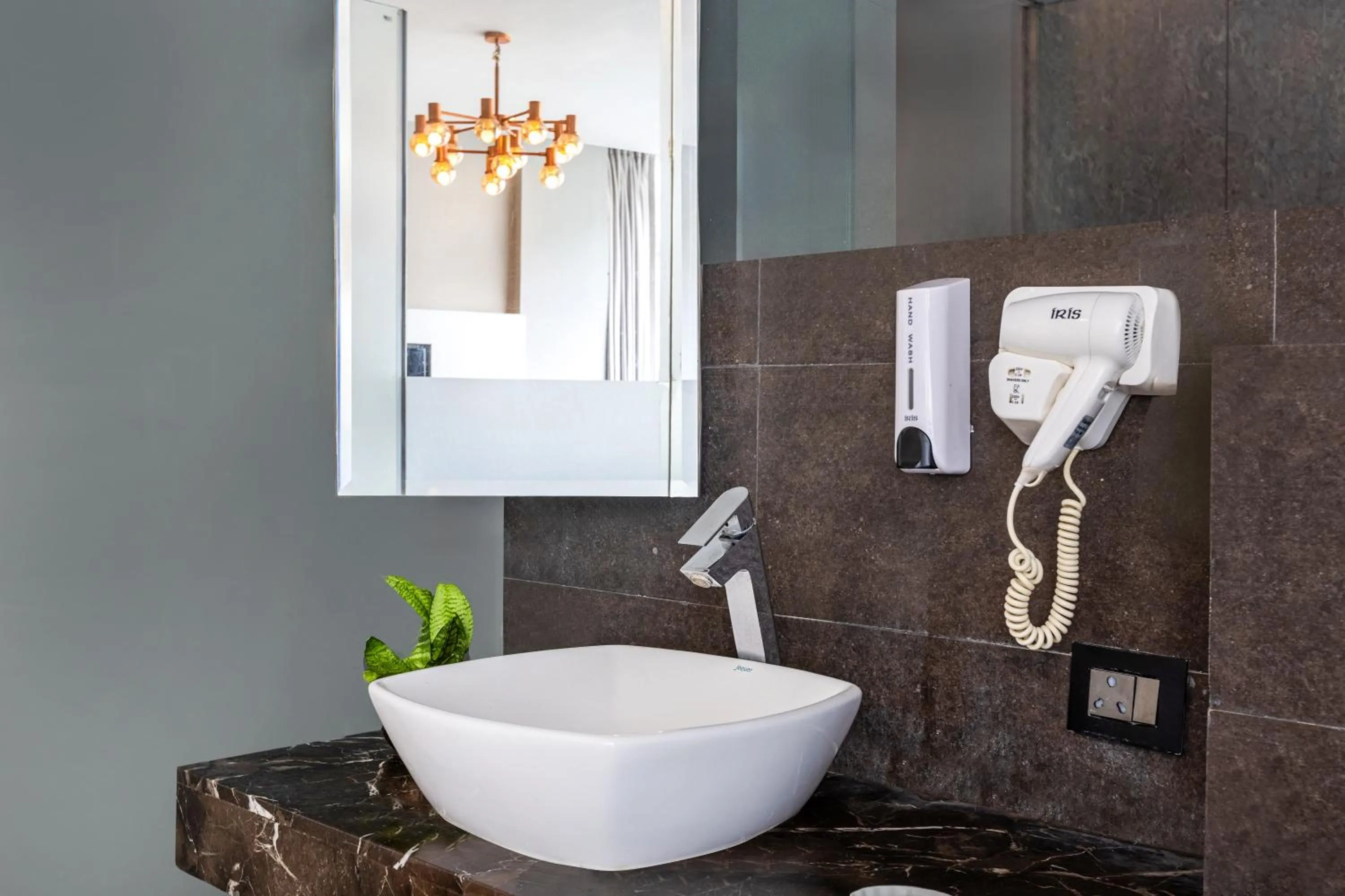 Sterling Palm Bliss Wellness Resort, Rishikesh