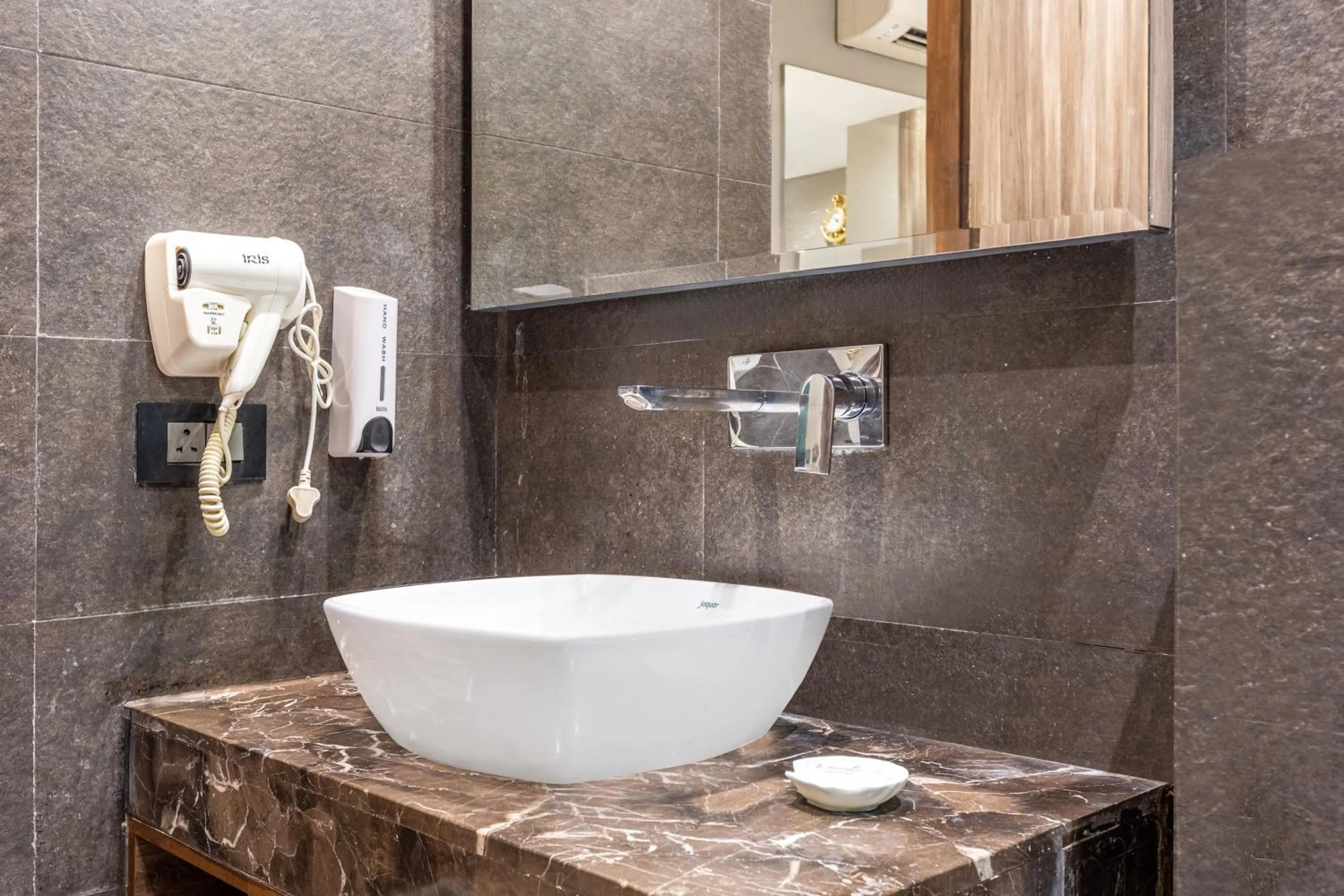 Sterling Palm Bliss Wellness Resort, Rishikesh