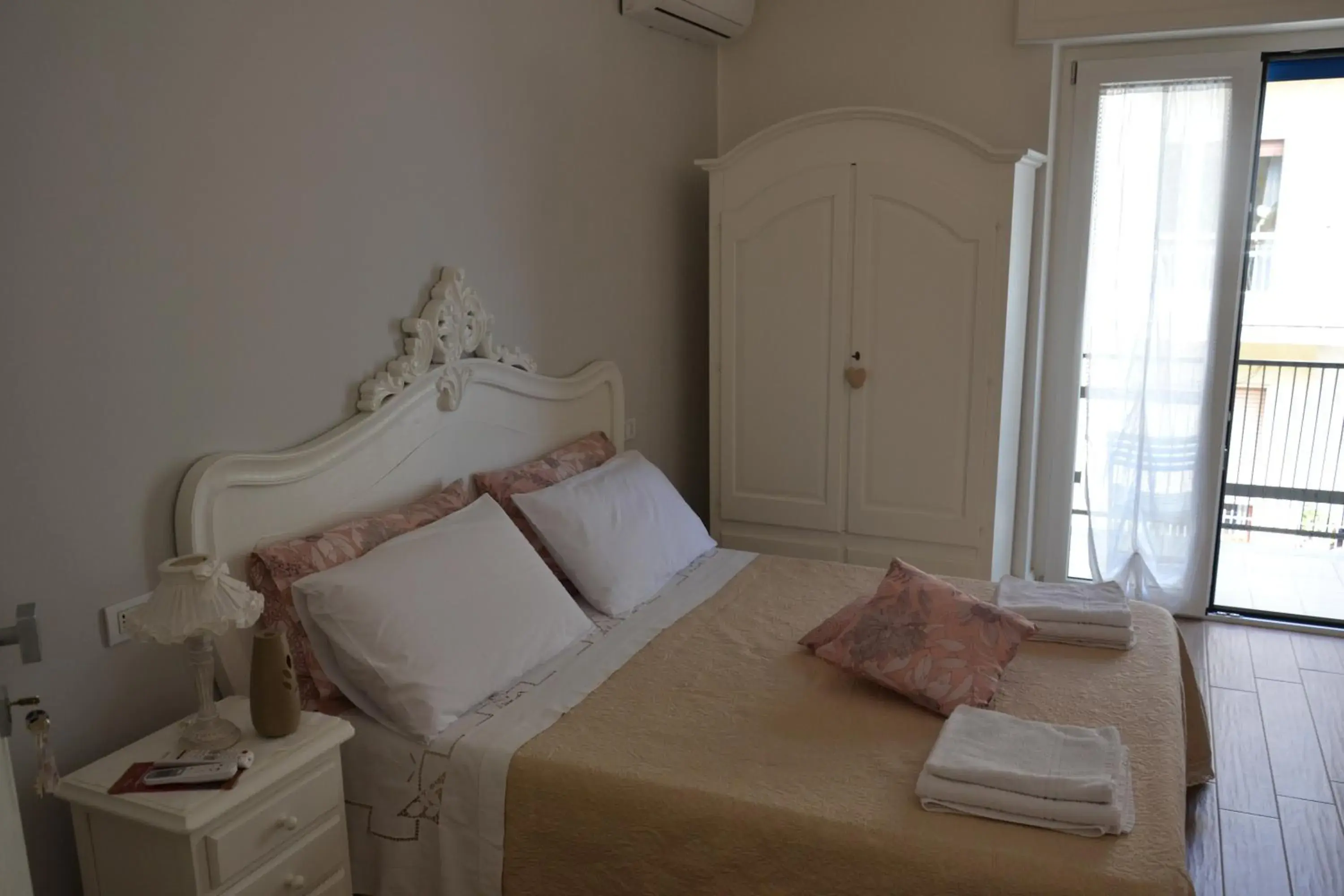 Standard Triple Room - single occupancy in B&B Coffee and City Pompei Standard Triple Room - single occupancy in B&B Coffee and City Pompei