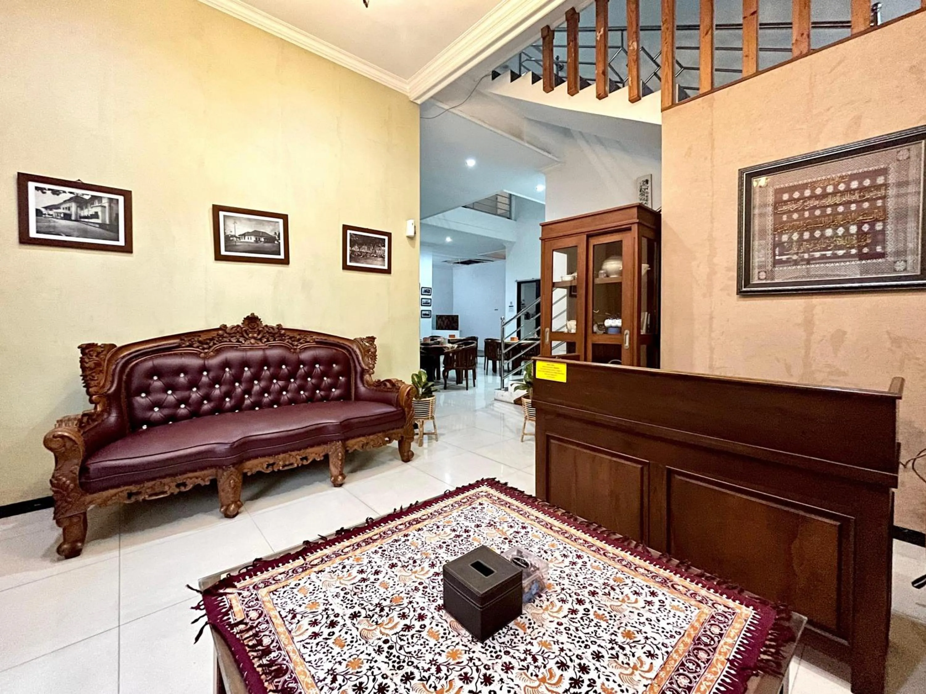 Lobby or reception in D Maktab Syariah Mitra RedDoorz Malang