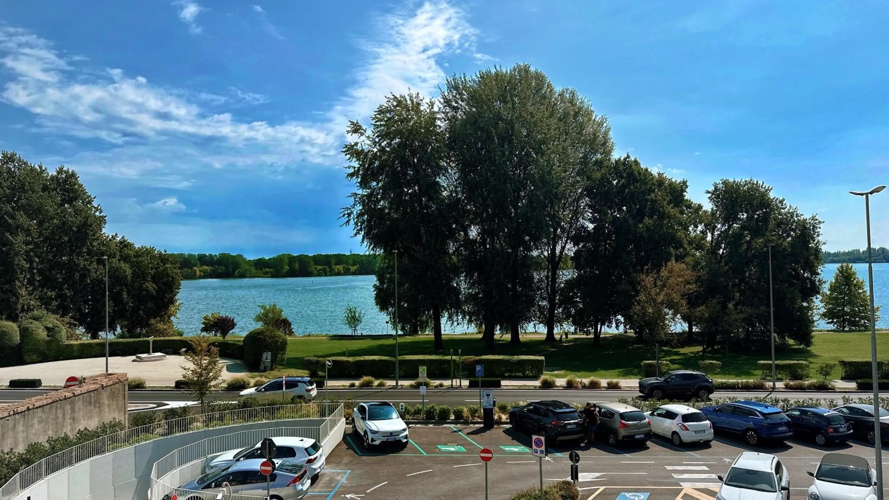 Lake view in Residenza Bibiena