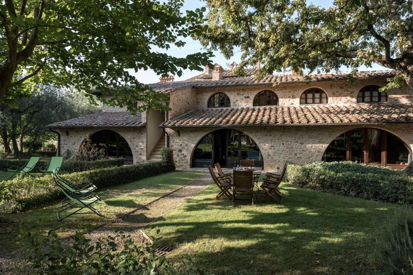 Property building in Borgo Al Cerro