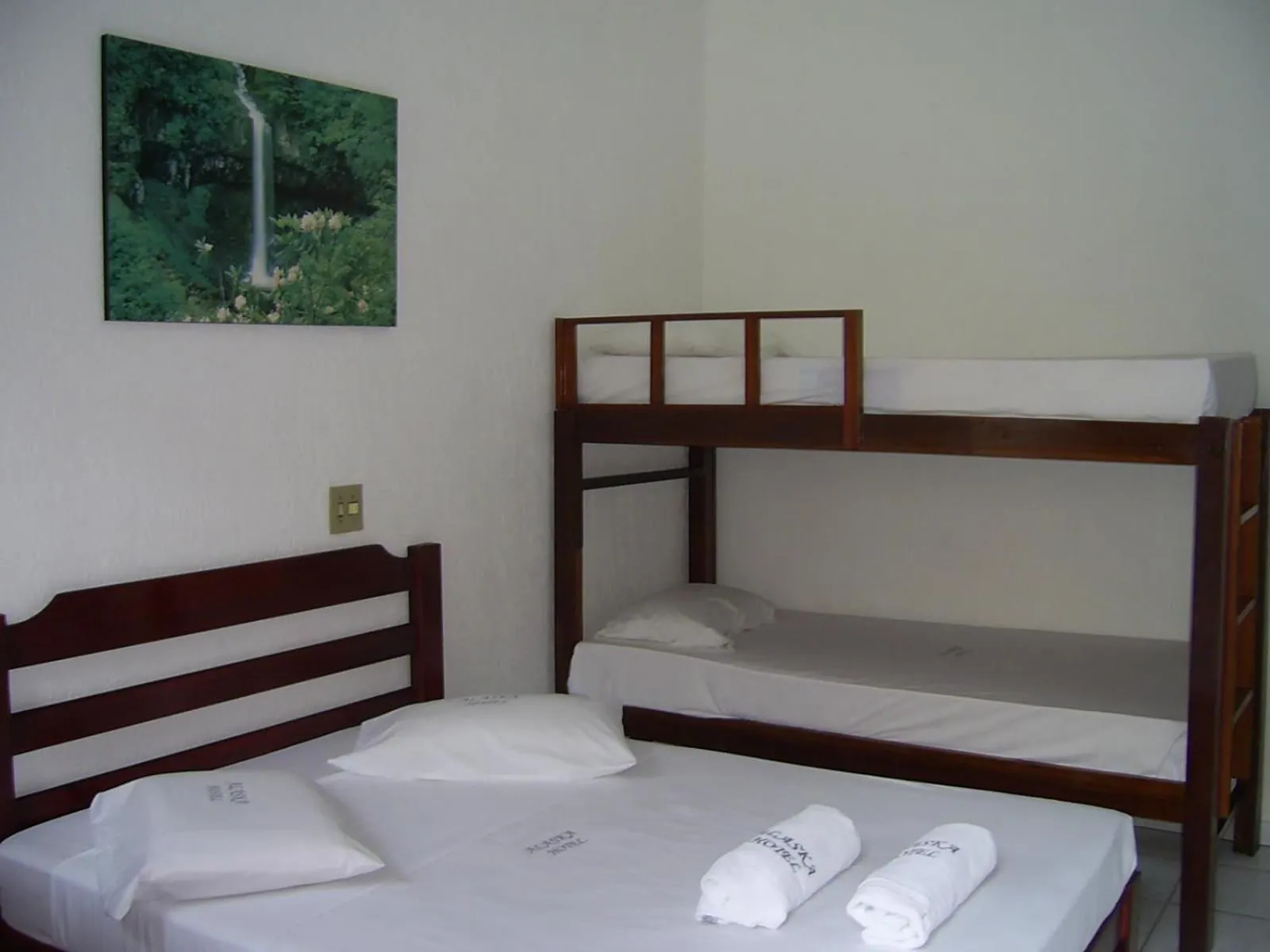 Bedroom, Bed in Hotel Alaska